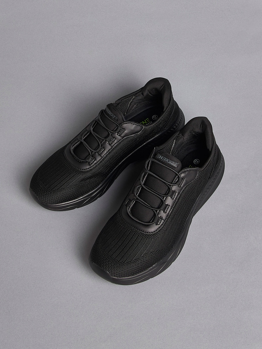 Flyknit Textured Sports Shoes