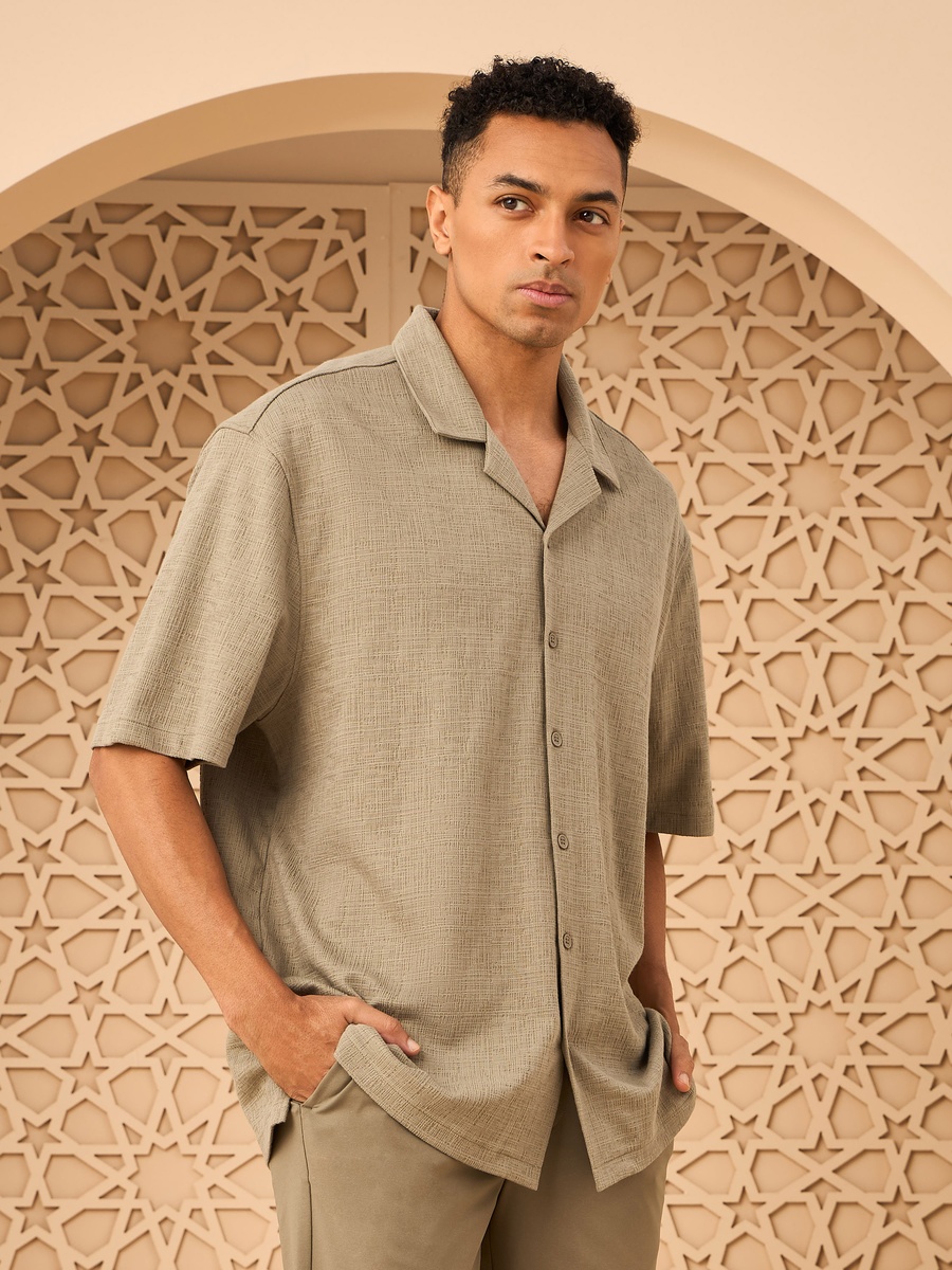 Textured Resort Collar Shirt