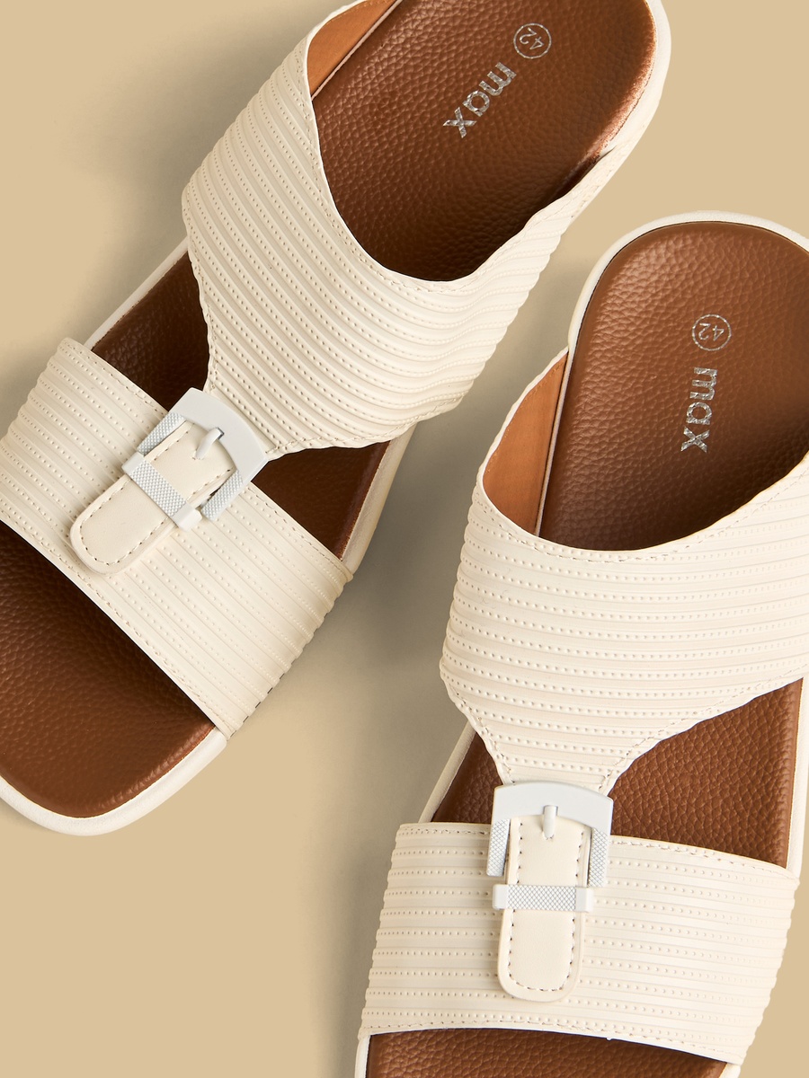 Ribbed Slip-On Arabic Sandals