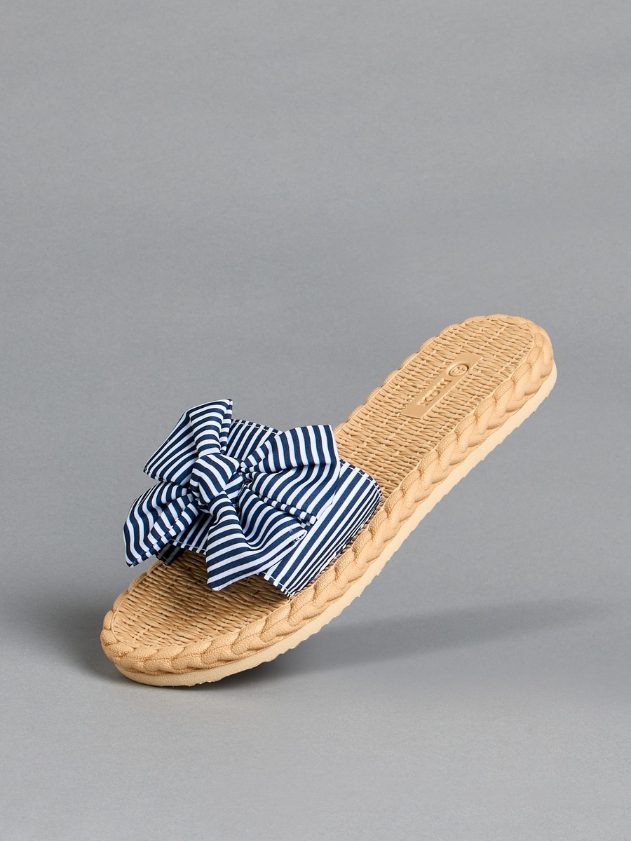 Bow Accent Flip Flops