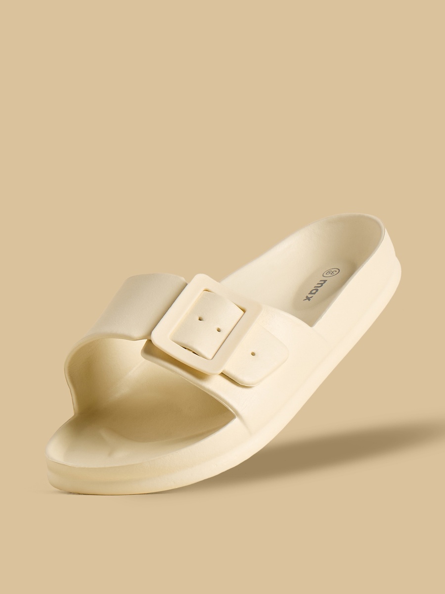Buckle Accent Beach Slippers