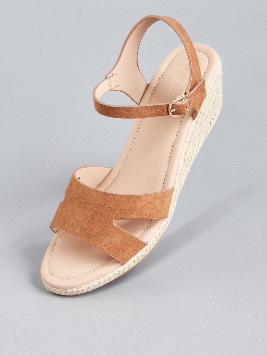 Wedge Heeled Sandals with Buckle Closure