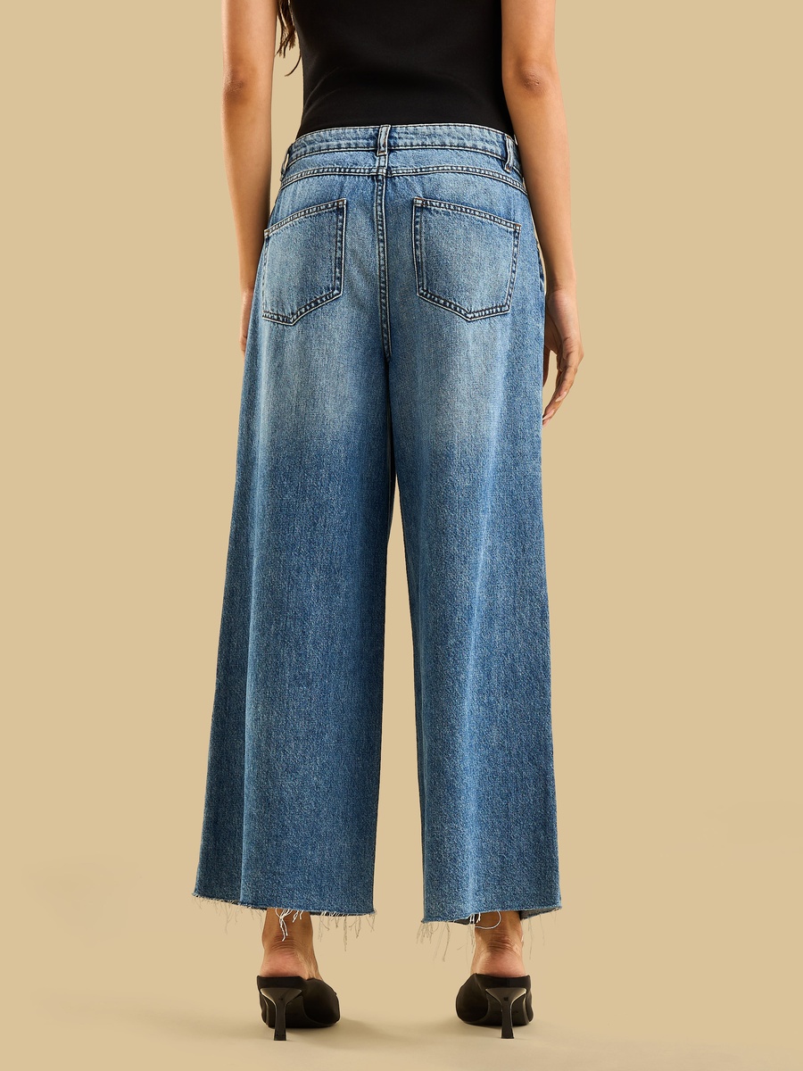 Wide Leg Cropped Jeans