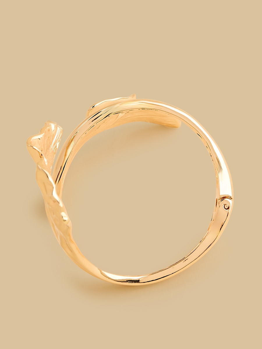 Metallic Arm Cuff