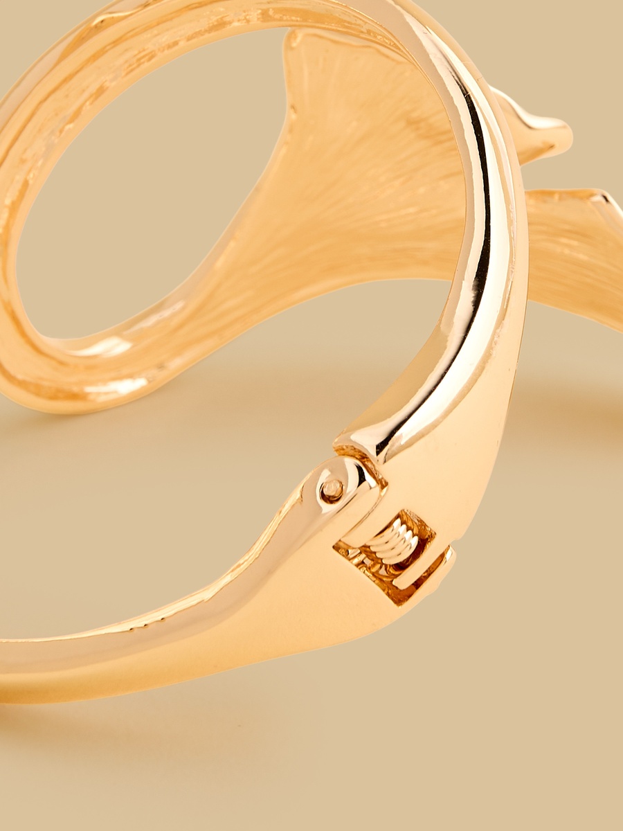 Metallic Arm Cuff