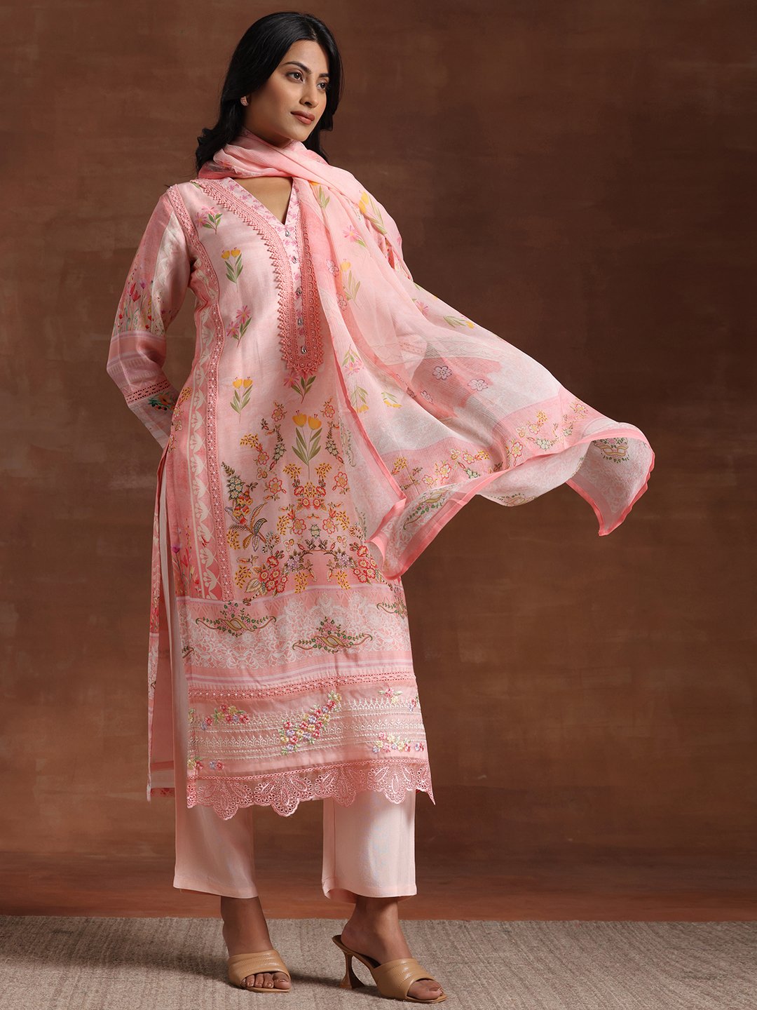 Pink Printed Silk Blend Straight Kurta, Trousers and Dupatta Set