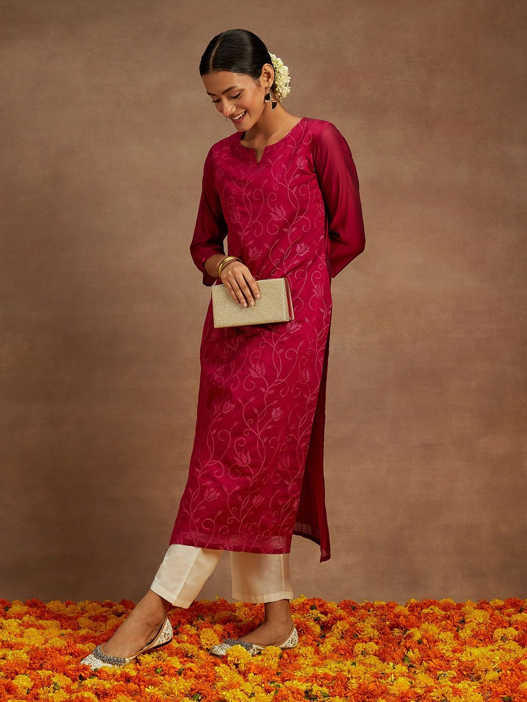Pink Embellished Silk blend Straight Kurta