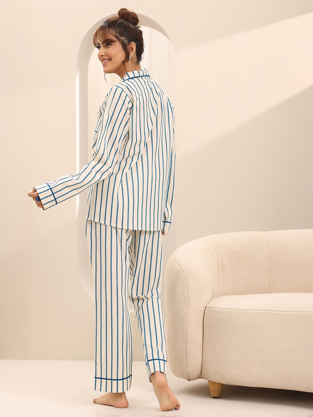 Off white Printed Cotton Pyjama Set
