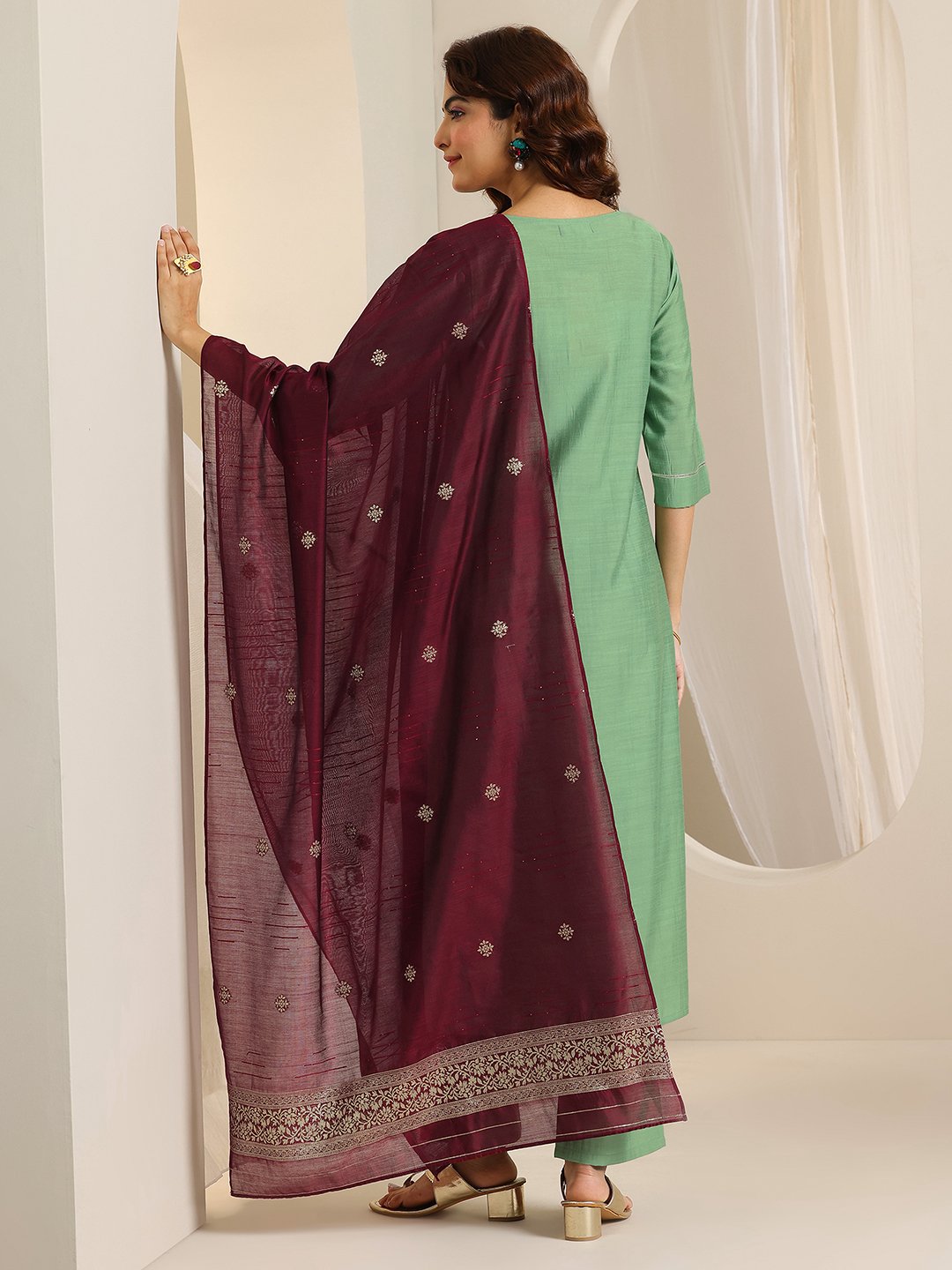Green Yoke Design Silk Blend Straight Kurta, Trousers and Dupatta Set