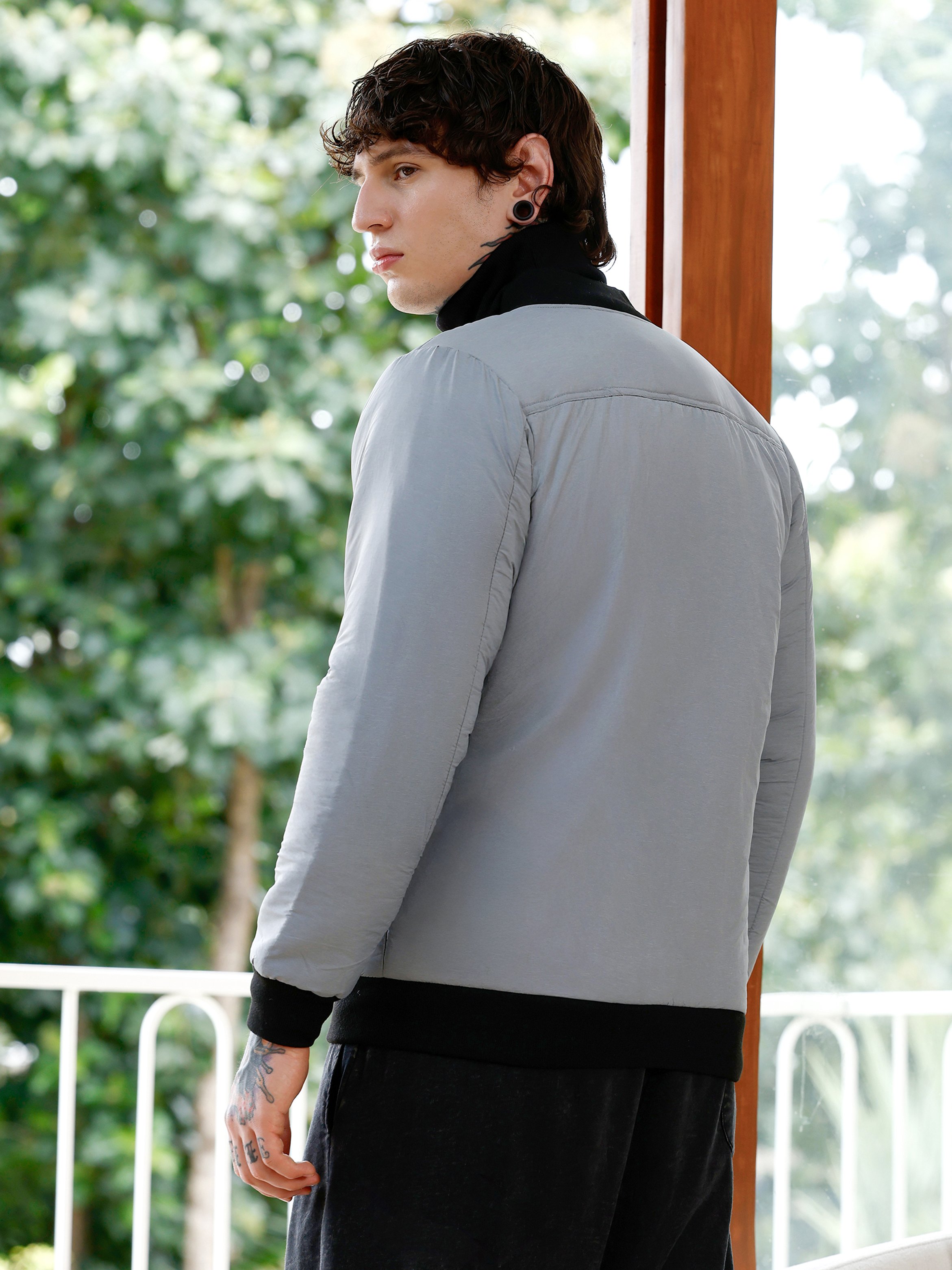 Men Grey Panelled Puffer-Bomber Jacket