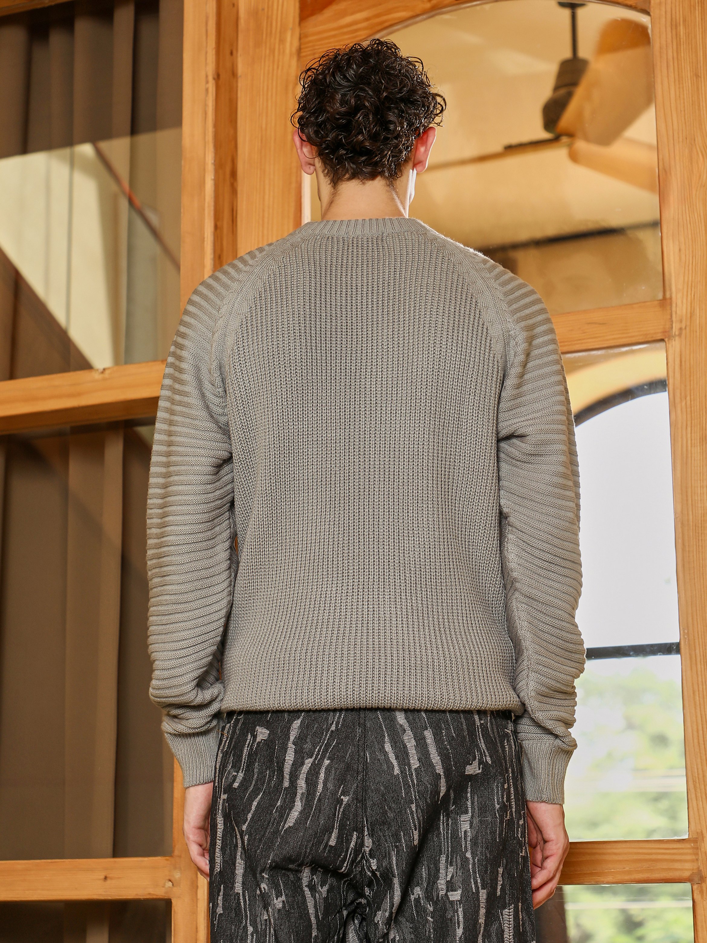 Men Grey Ribbed-Jacquard Knitted Sweater