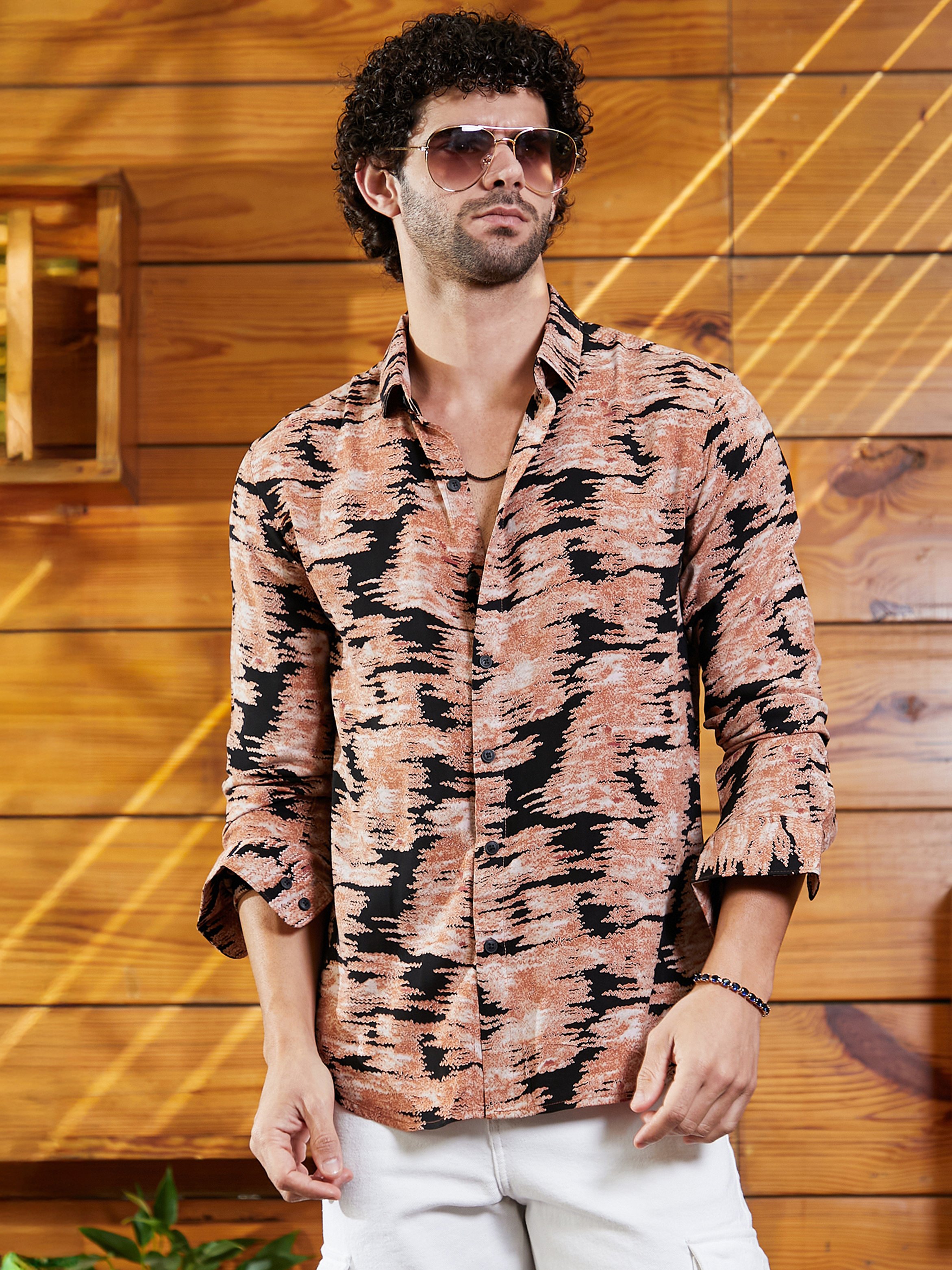 Men Sienna Brown Midnight Black Contrast-Scuff Shirt