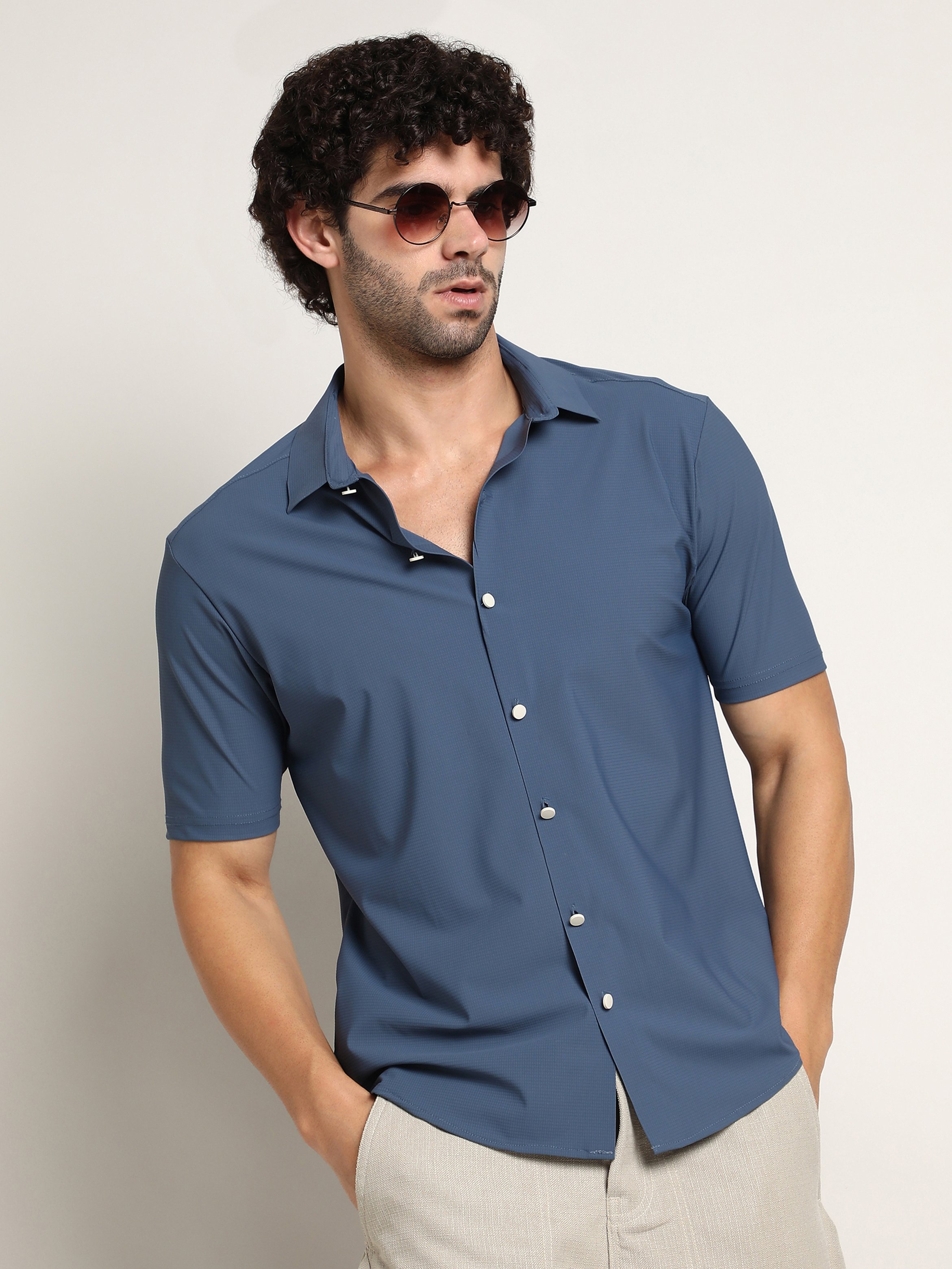 Men Steel Blue Seamless Solid Shirt