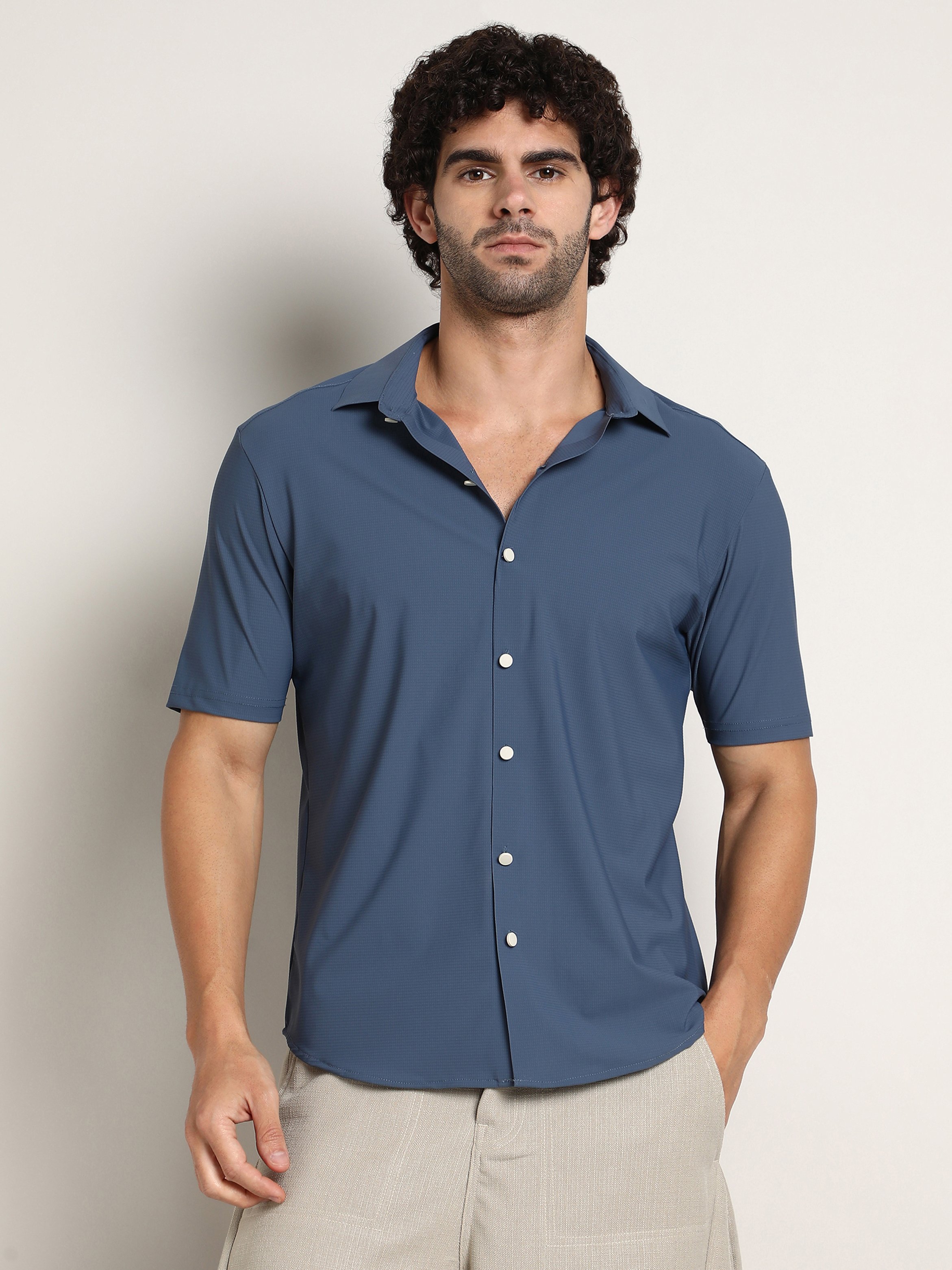 Men Steel Blue Seamless Solid Shirt