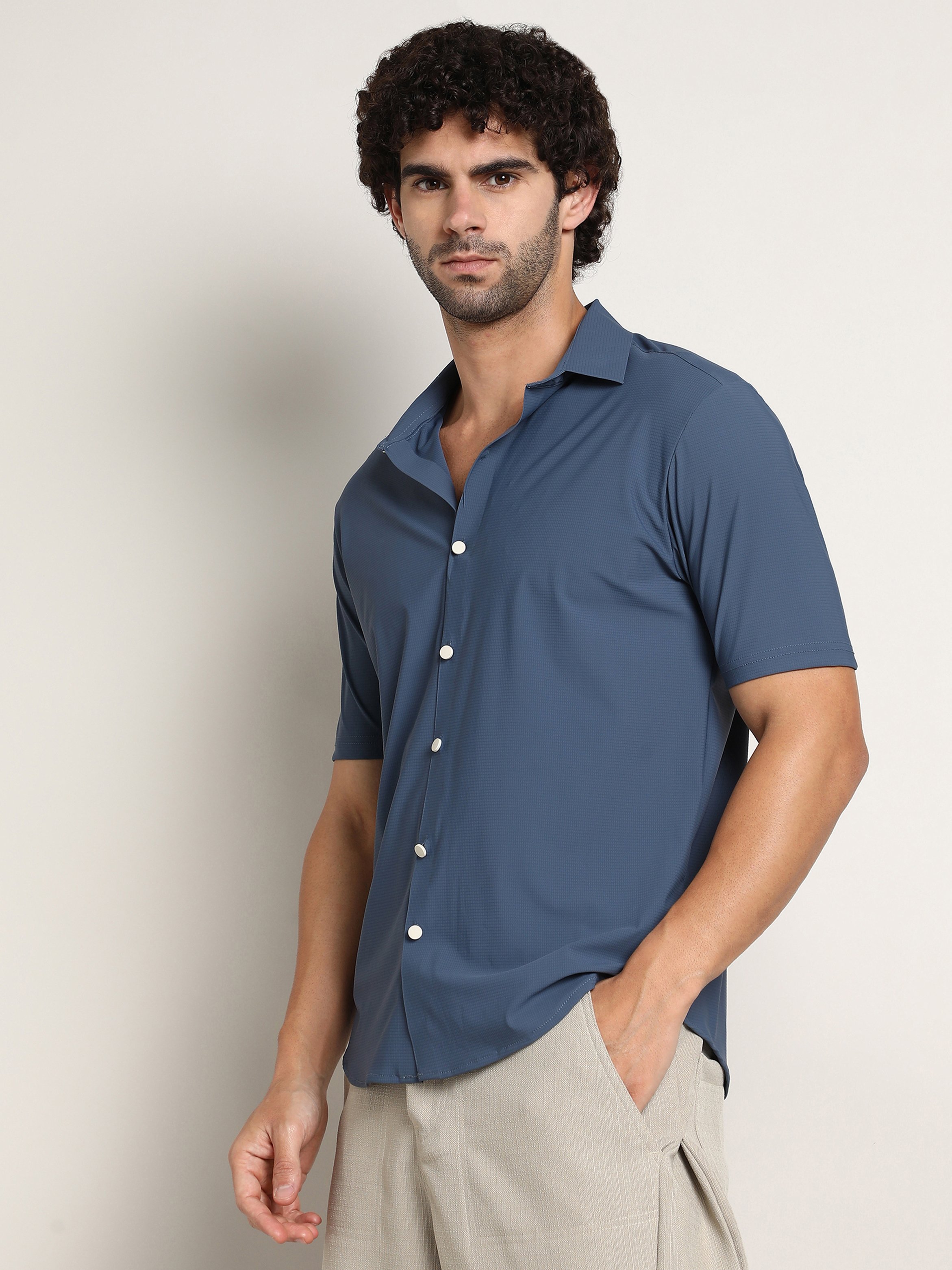 Men Steel Blue Seamless Solid Shirt