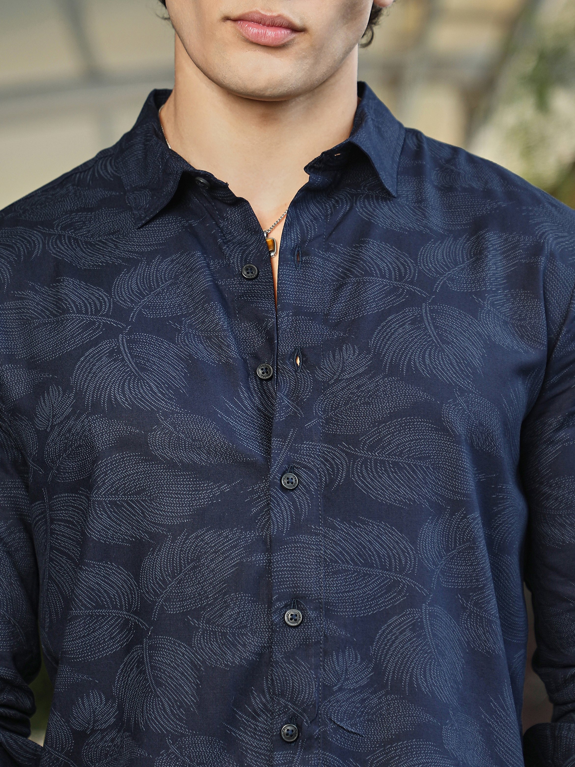 Men Navy Blue Textured Regular Shirt