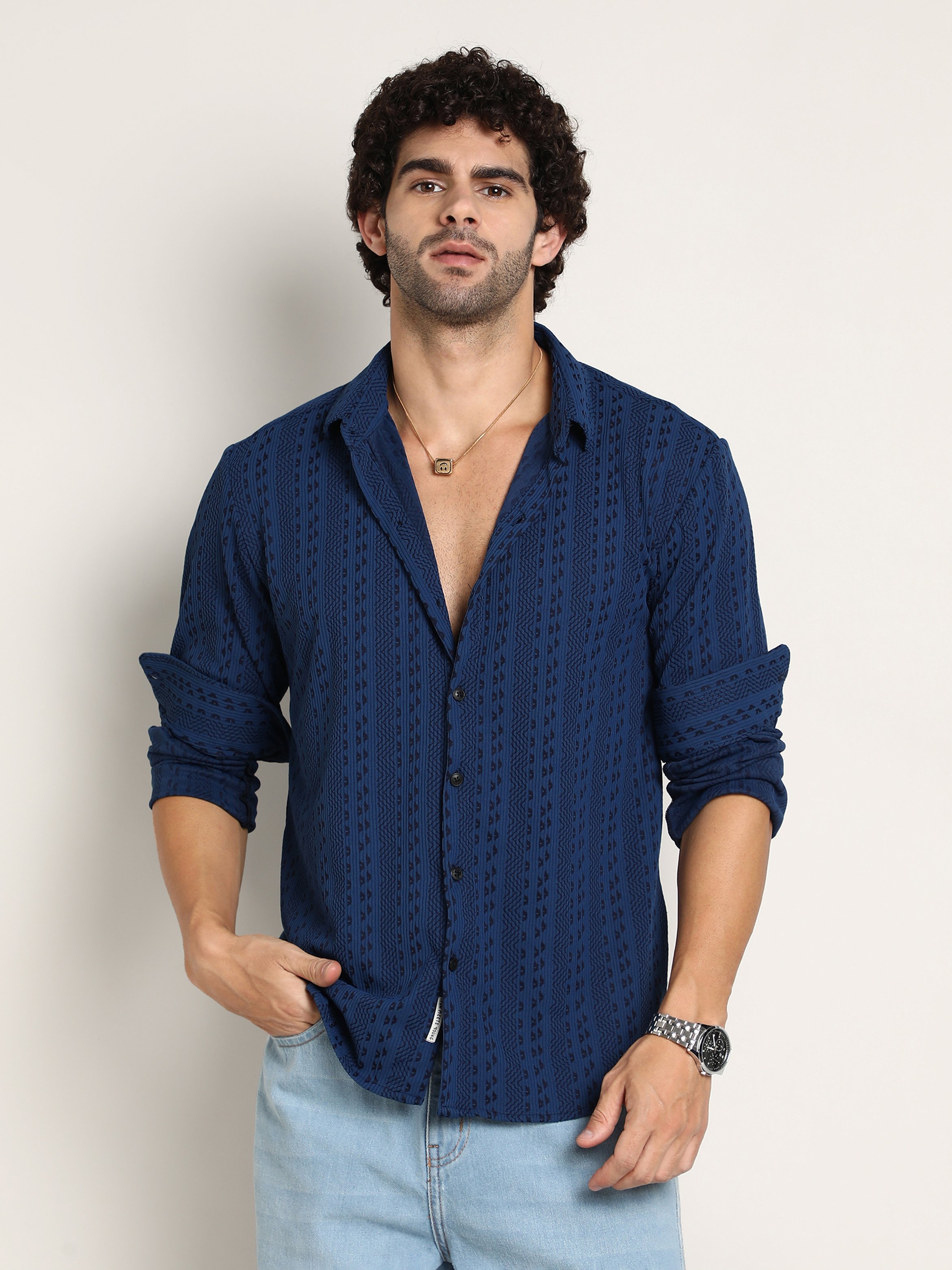 Men Blue Textured Chevron-Loop Shirt