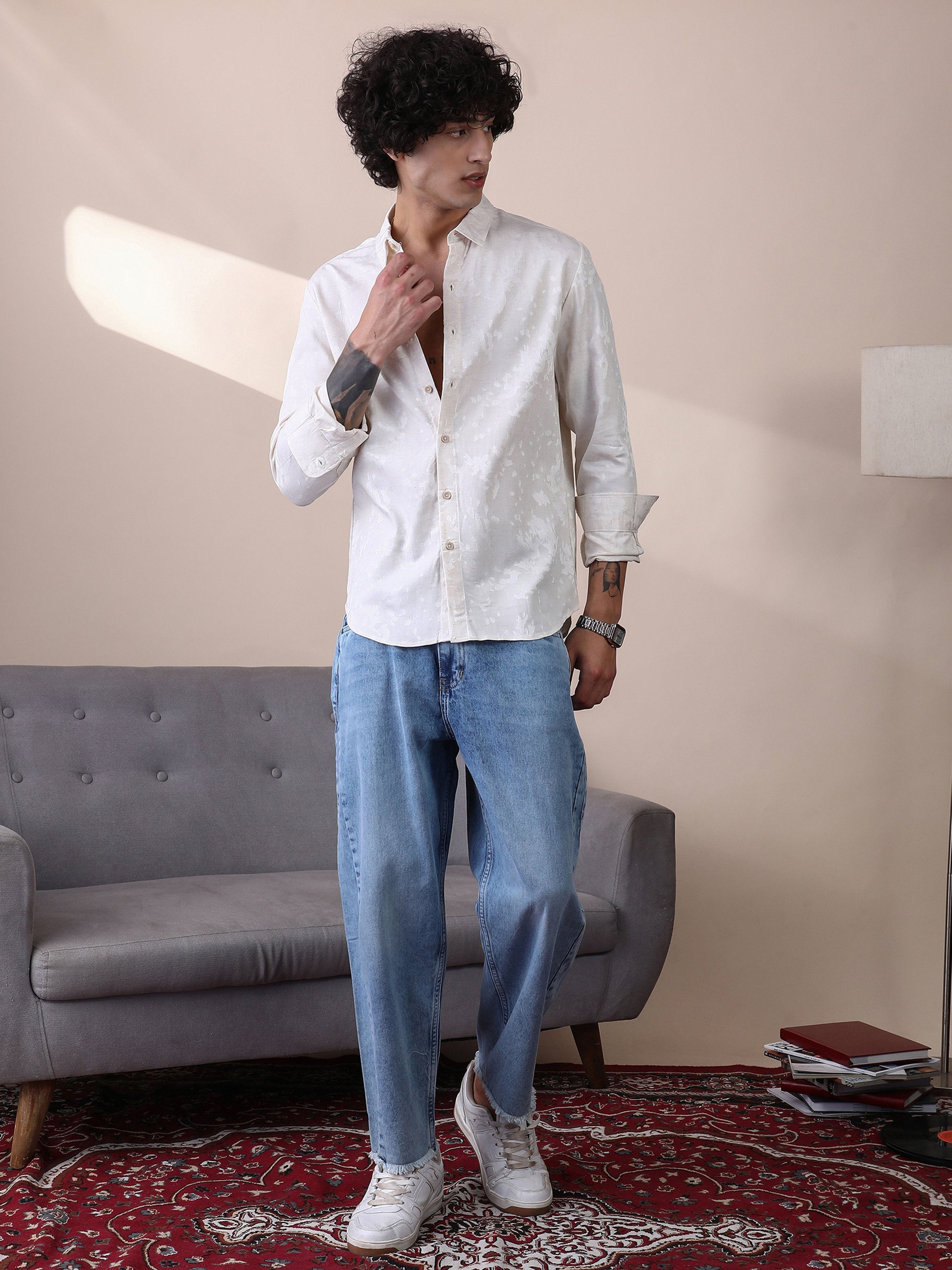Men White Textured Regular Shirt