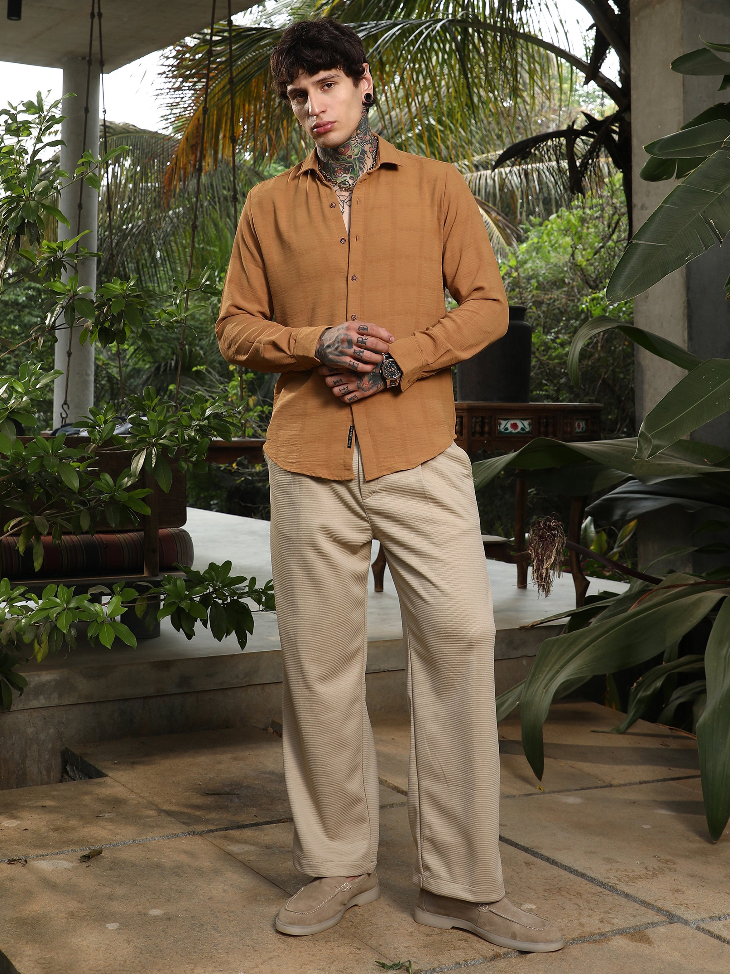 Men Rust Textured Spread Collar Shirt