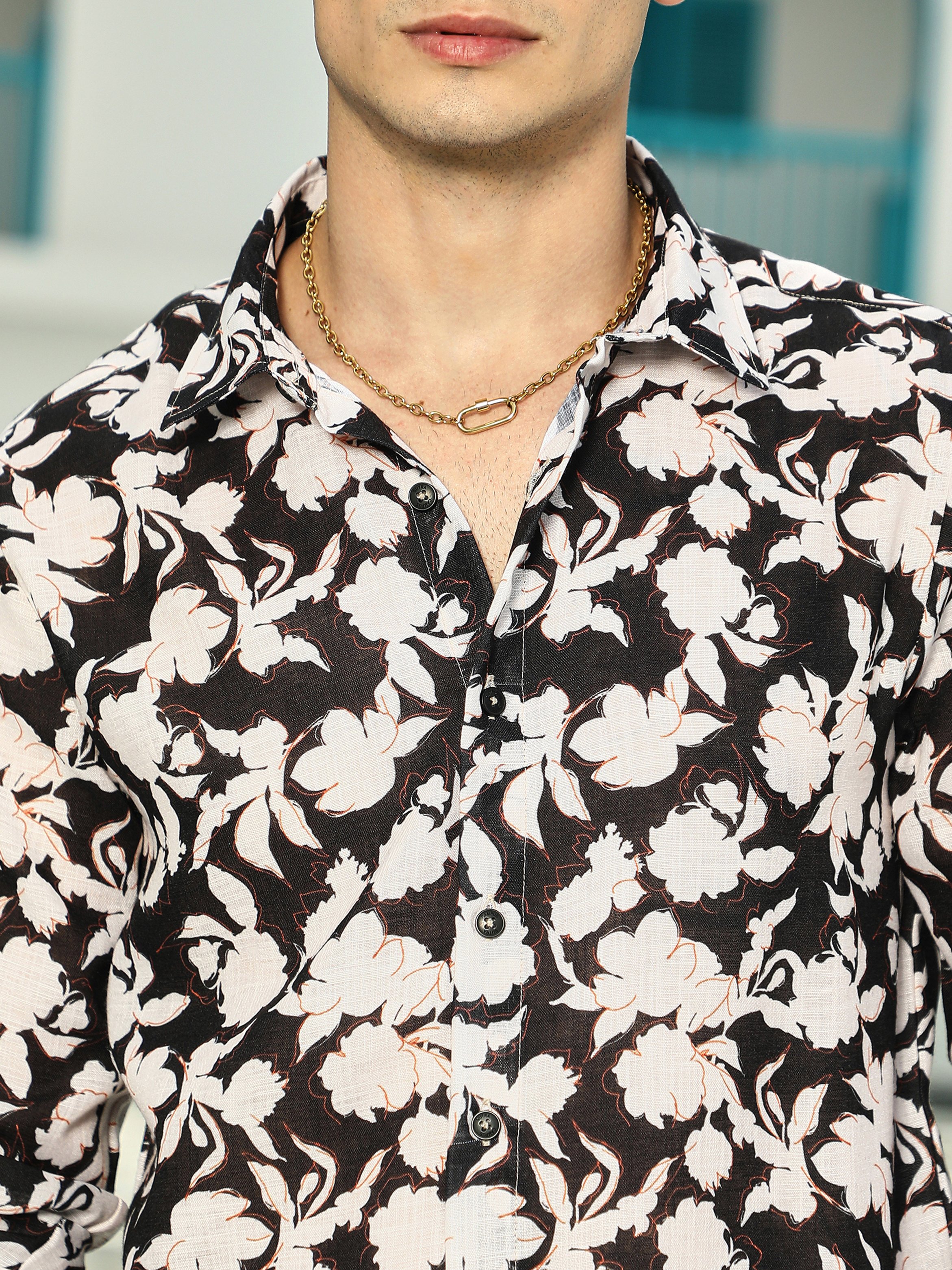 Men Black Floral Print Regular Shirt