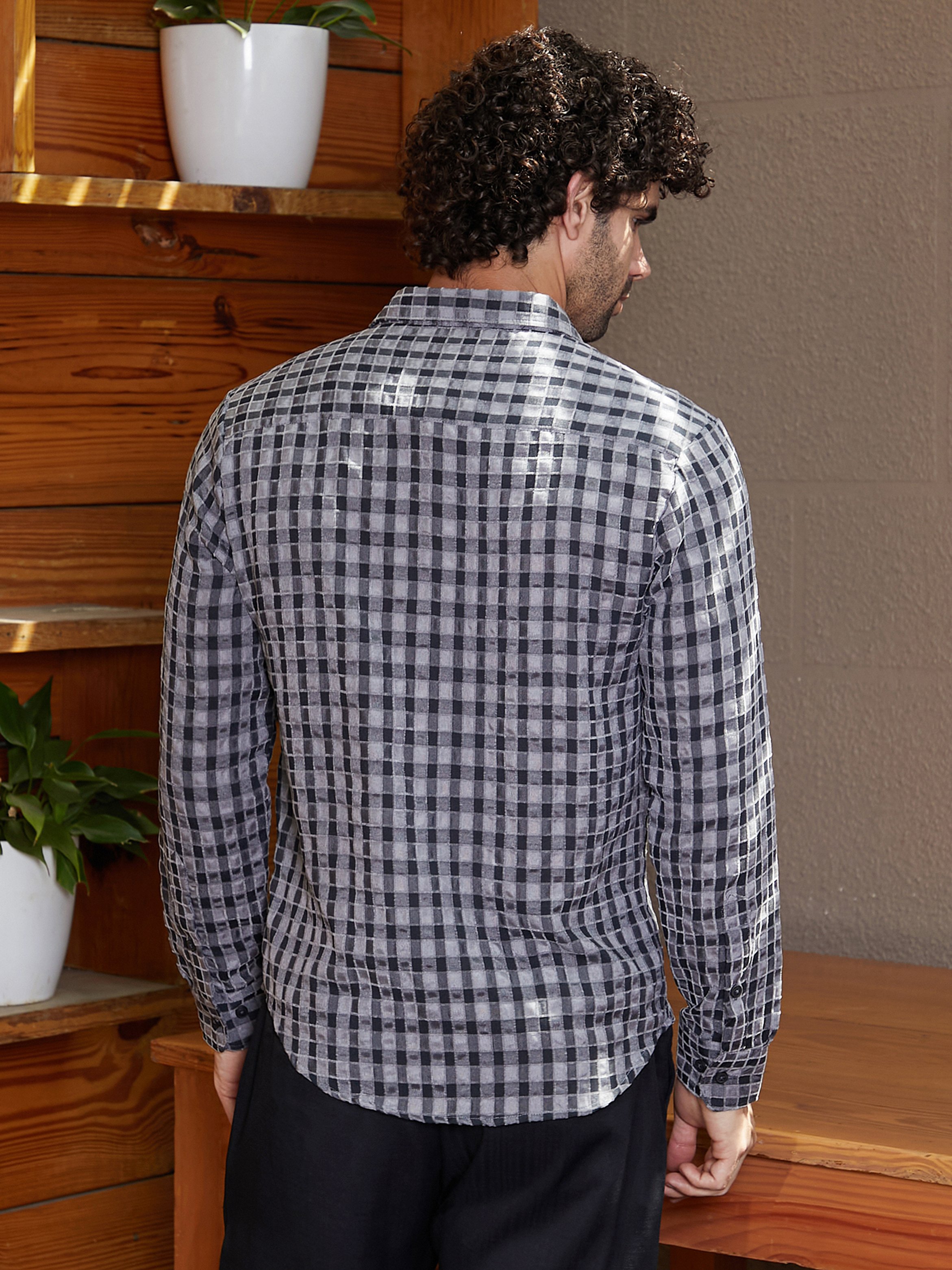 Men Grey Checked Regular Shirt