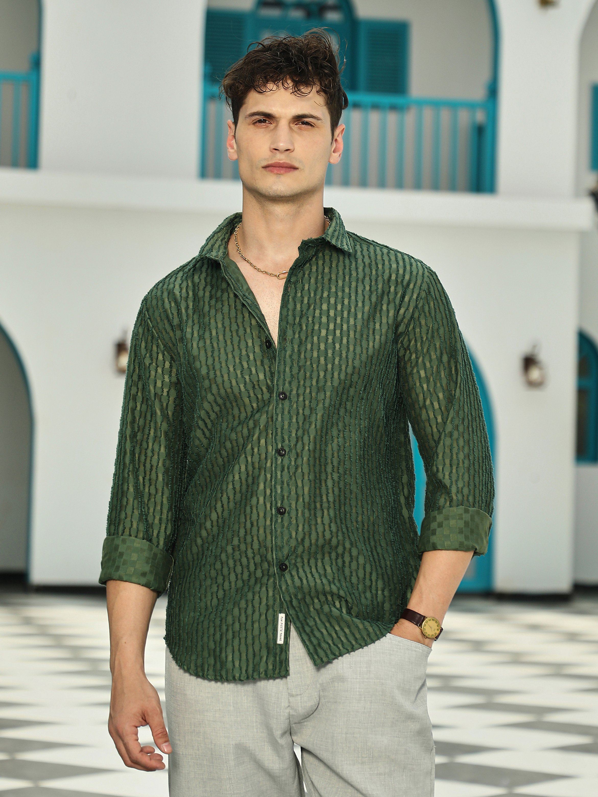 Men Green Textured Regular Shirt