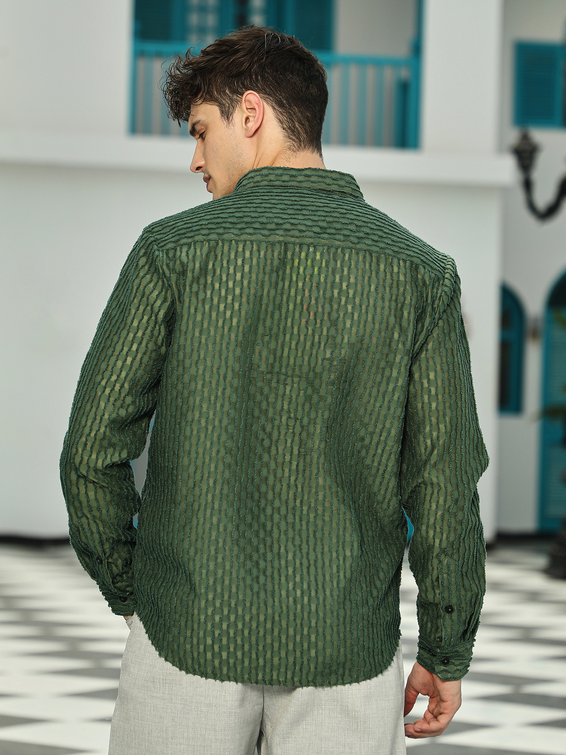 Men Green Textured Regular Shirt