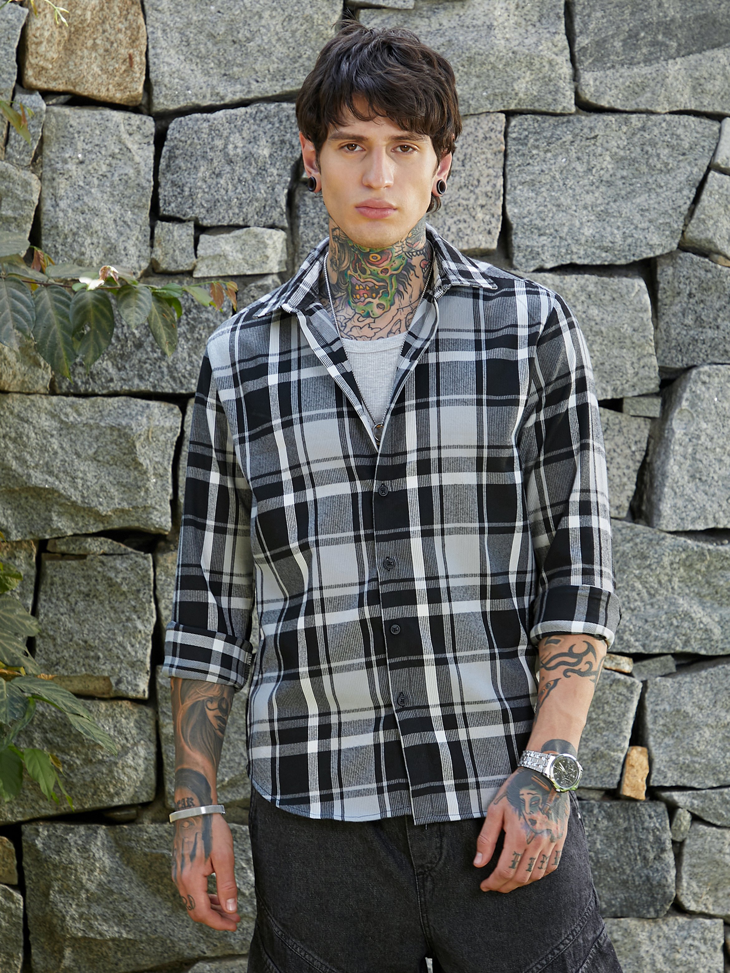 Men Checked Relaxed Fit Shirt
