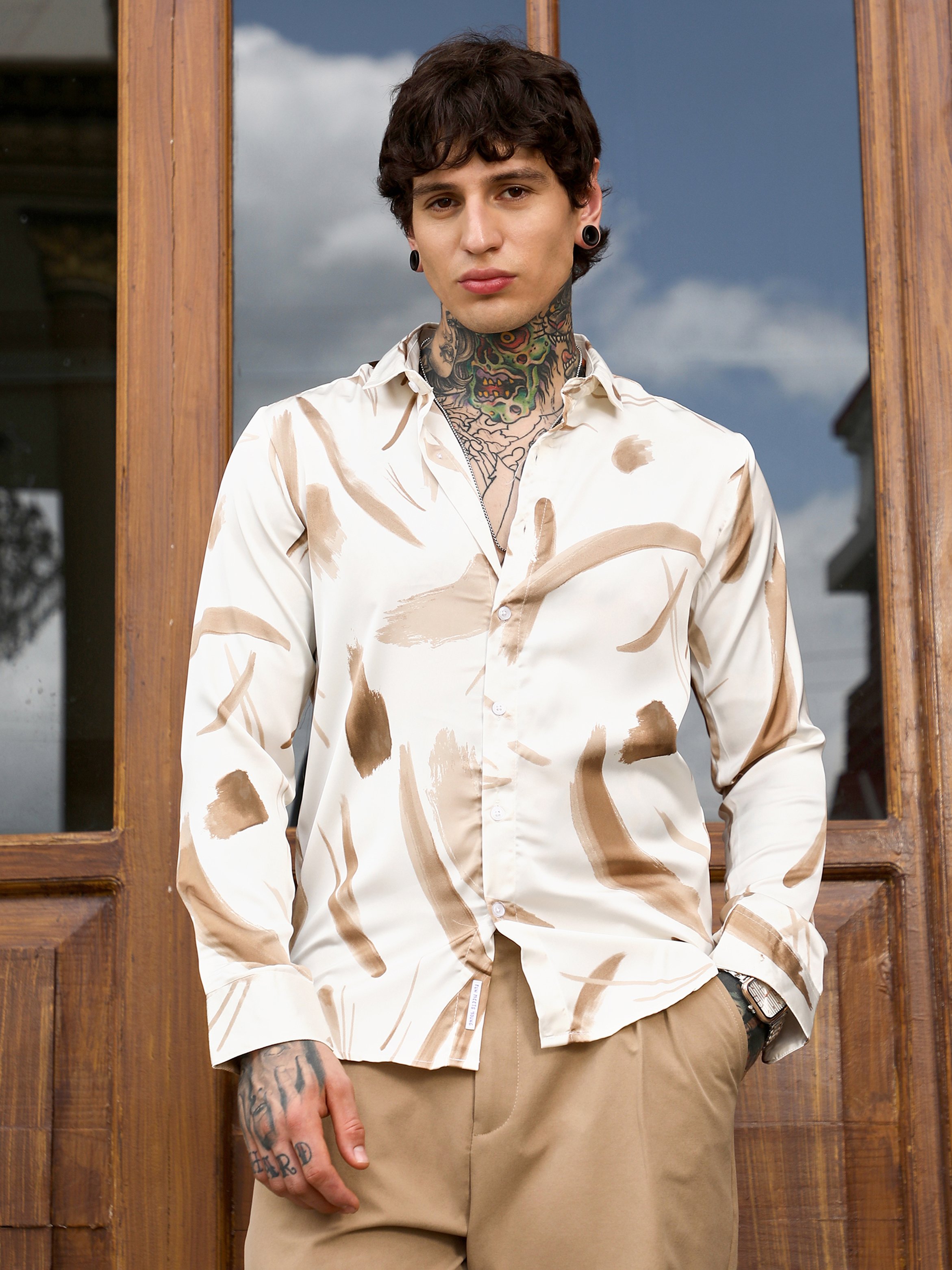 Men Contrast-Abstract Print Shirt