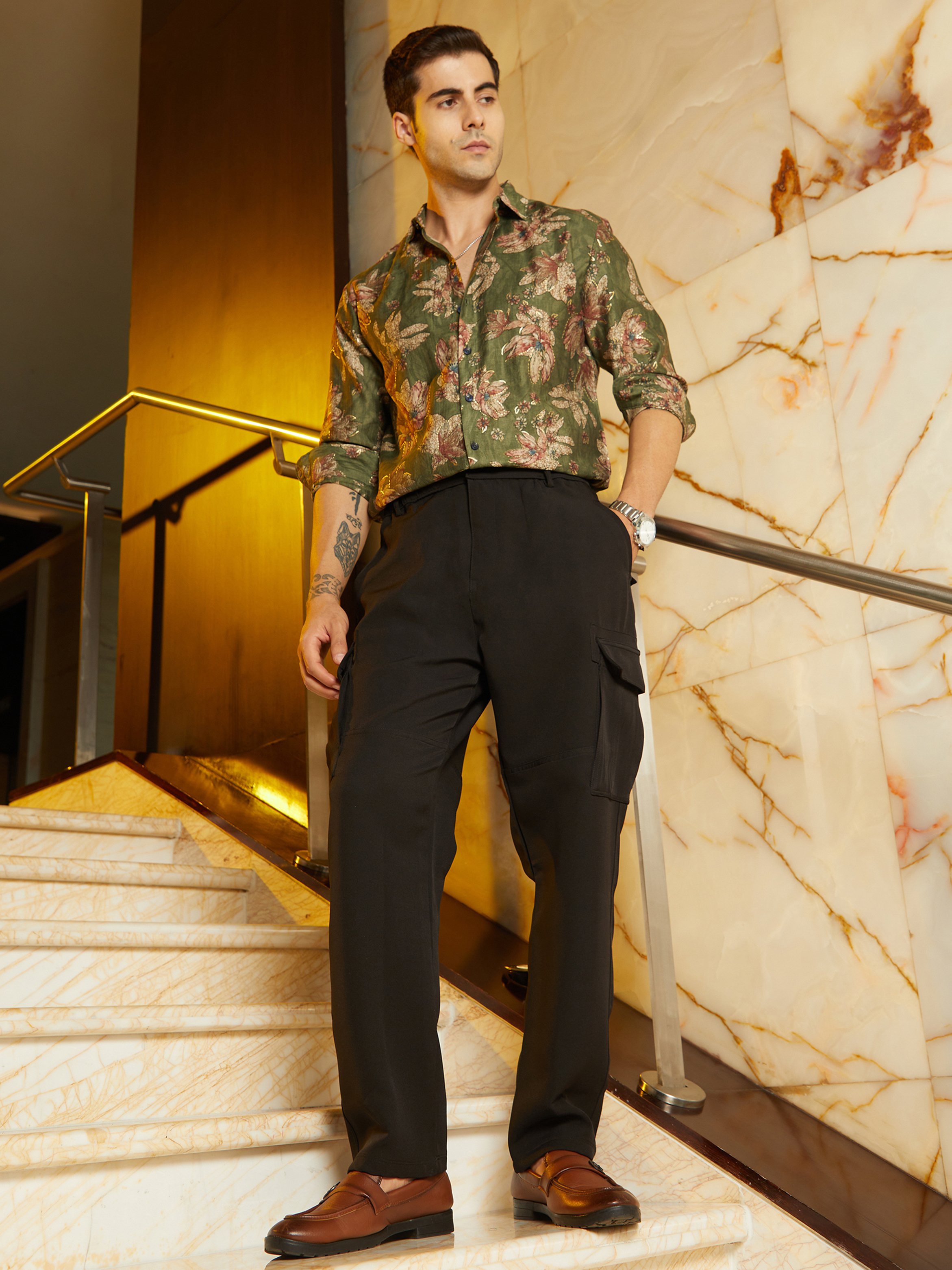 Men Midnight Black Straight-Fit Cargo Trousers