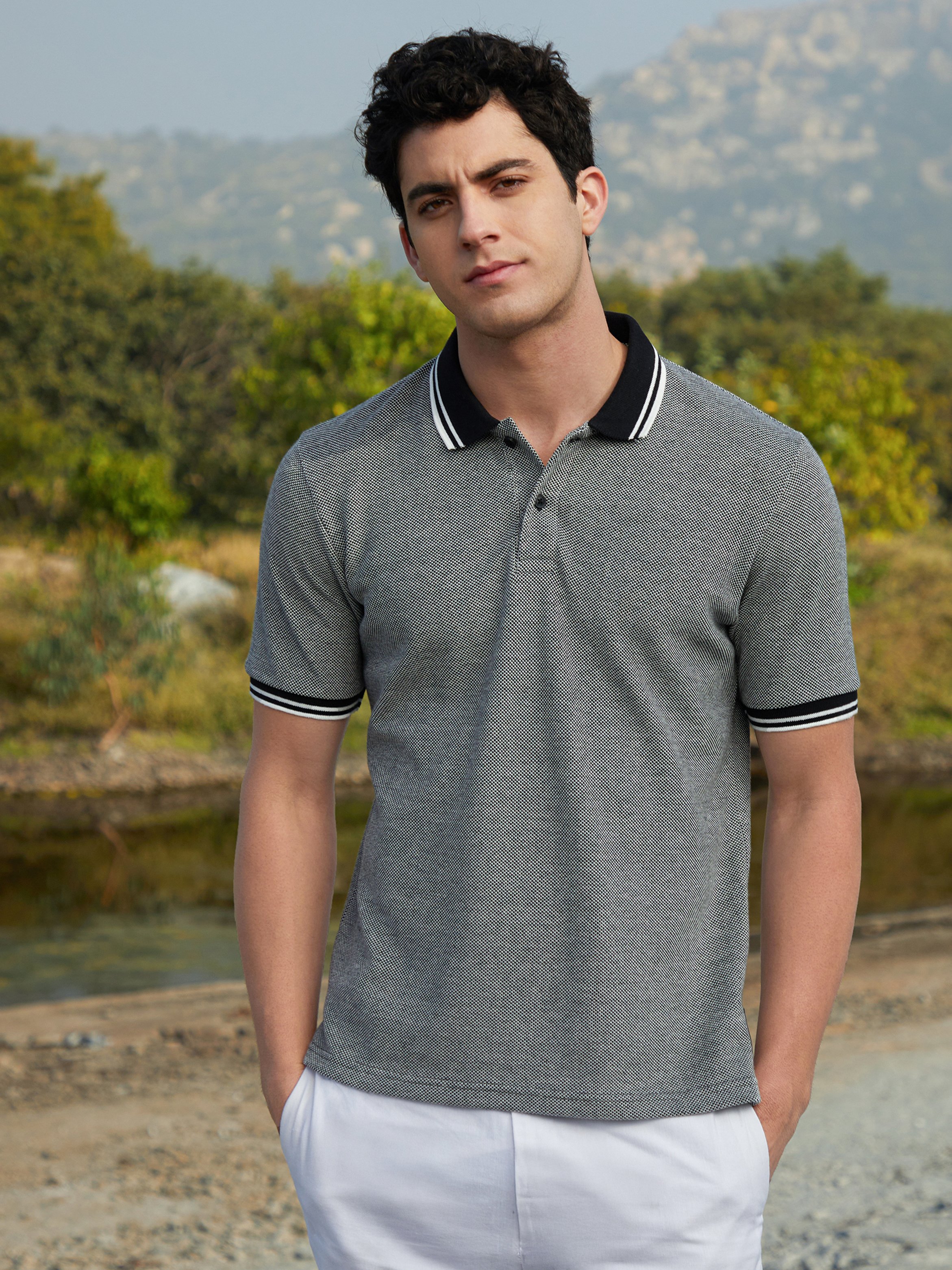 Men Textured Knit Polo T-Shirt