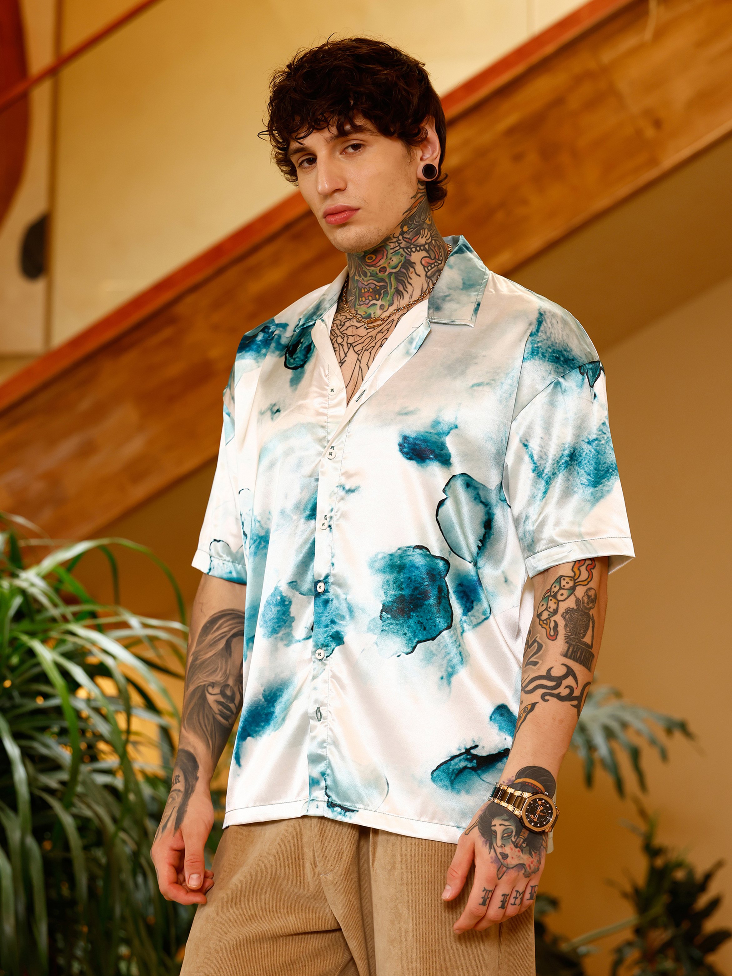 Men Abstract Print Satin Oversized Shirt
