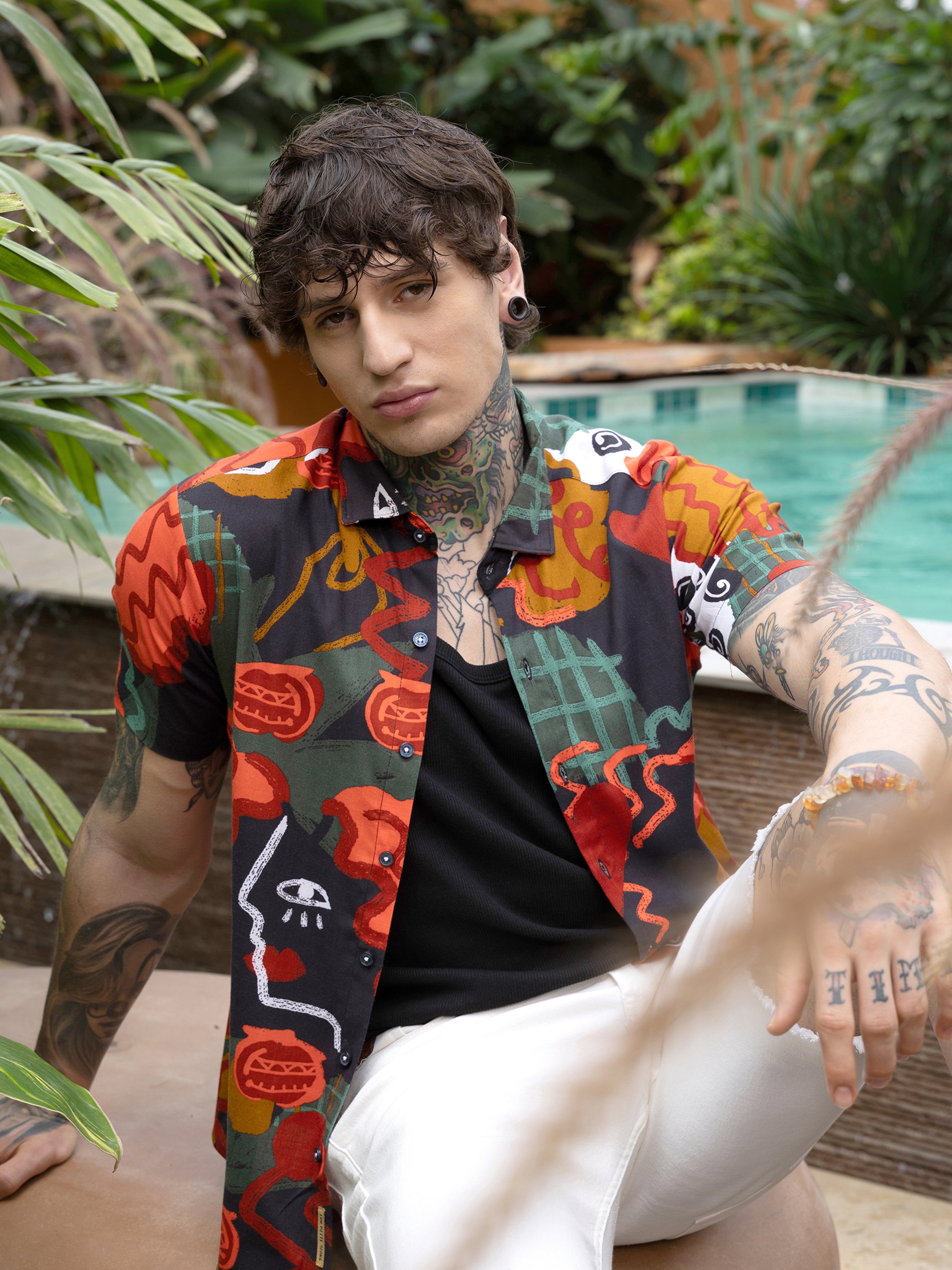 Men Abstract Print Short Sleeve Shirt