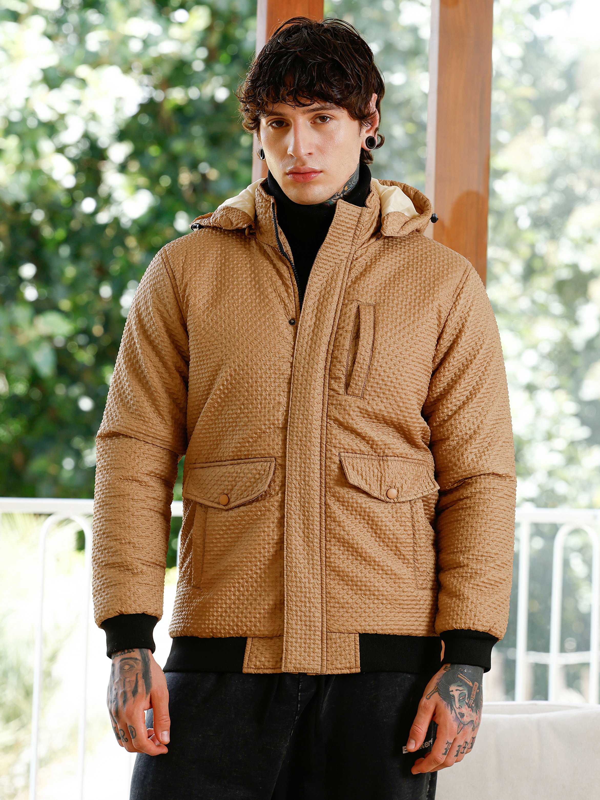 Men Beige Geometric-Tactile Puffer Jacket