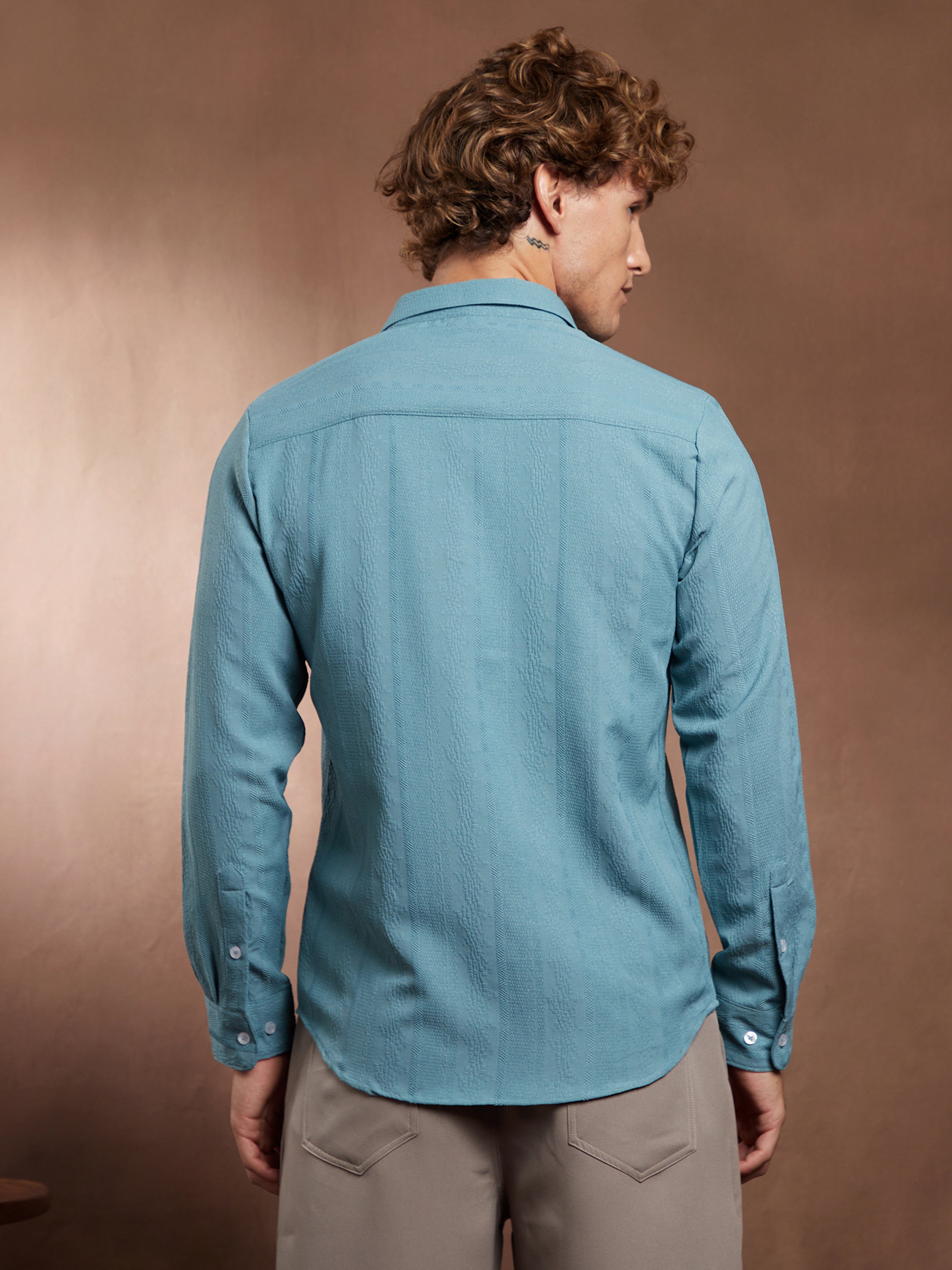 Men Sky Blue Textured Spread Collar Shirt