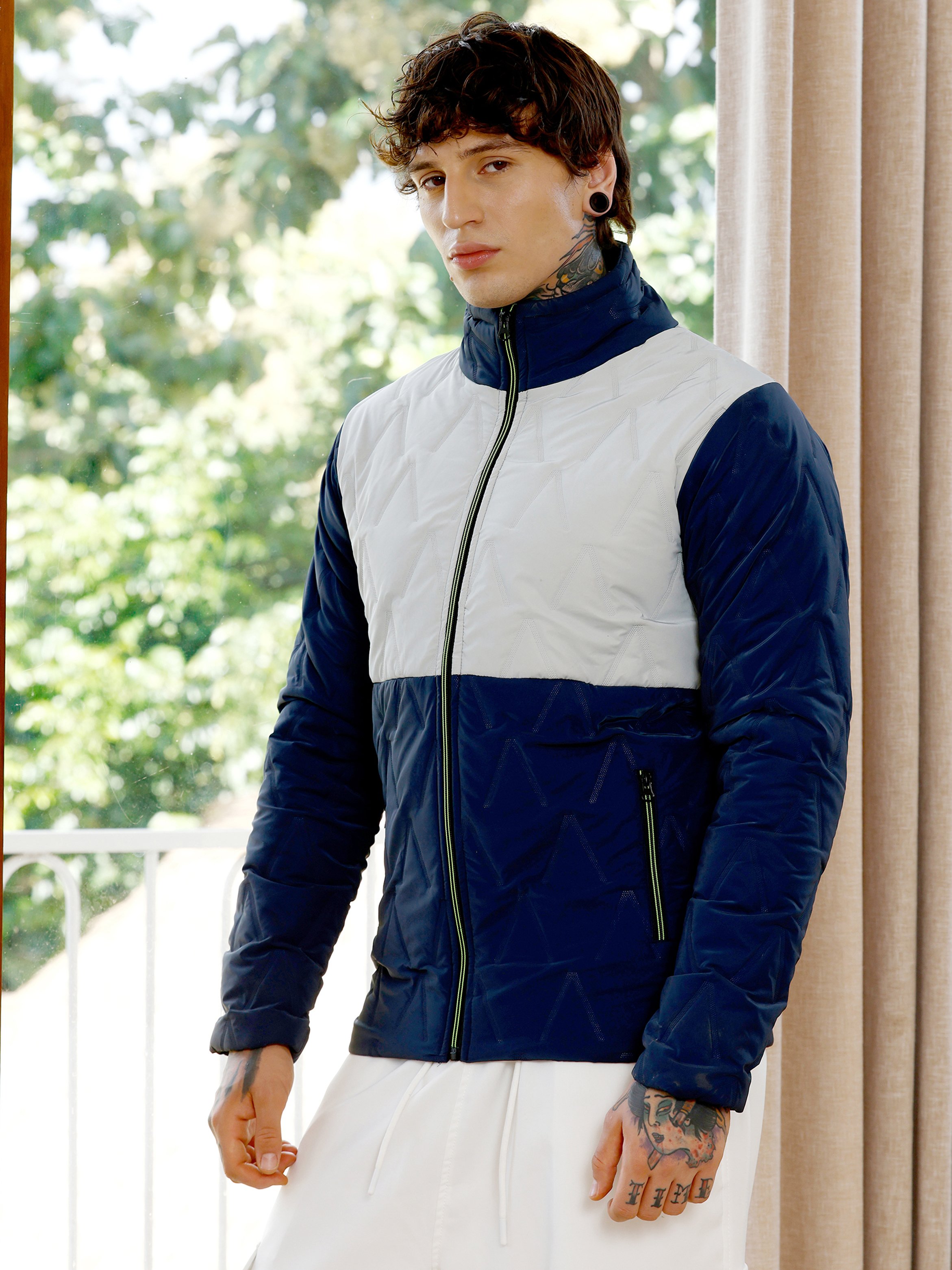 Men Color Block Bar-Quilt Puffer Jacket