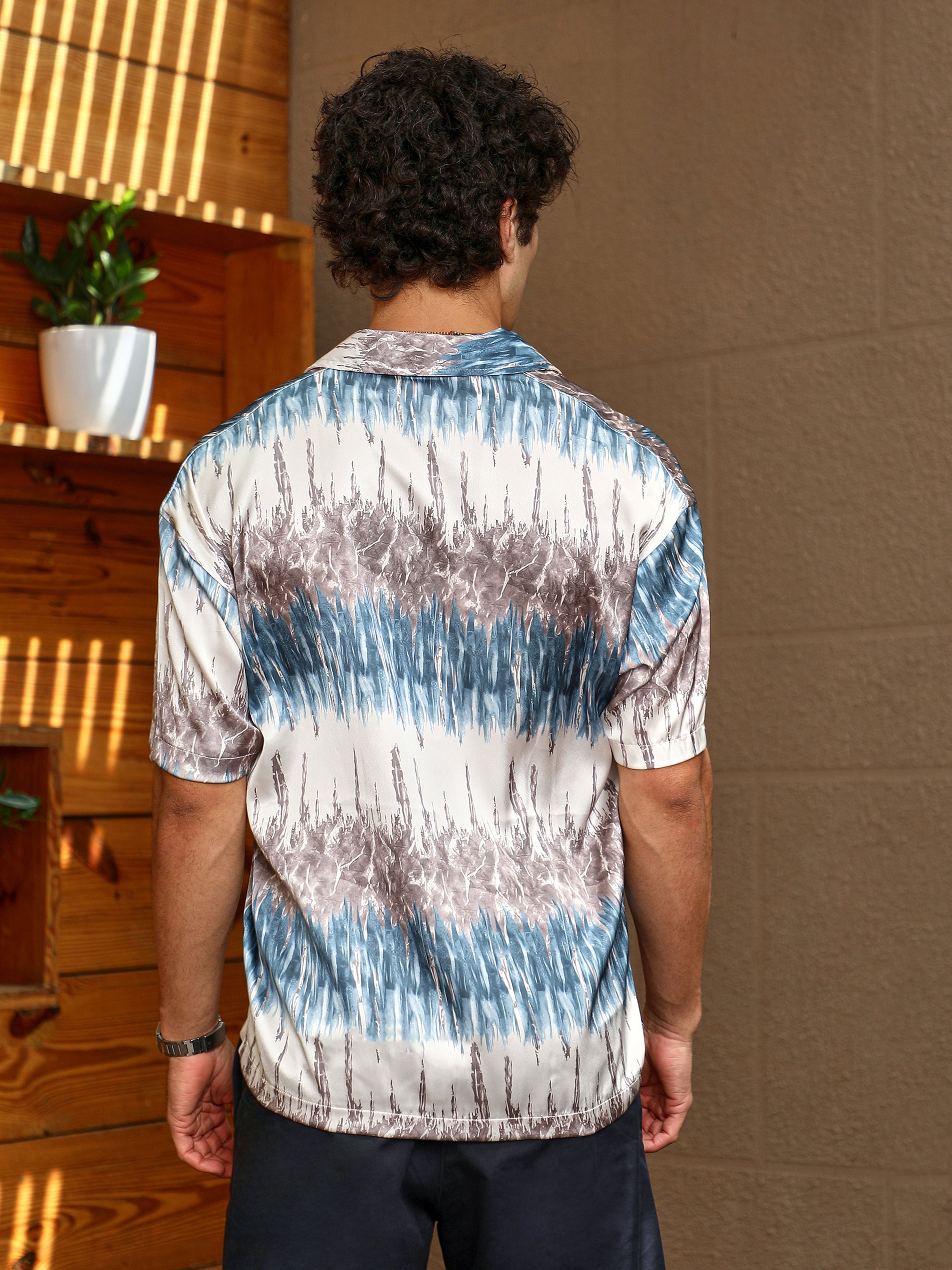 Men Printed Satin Oversized Shirt