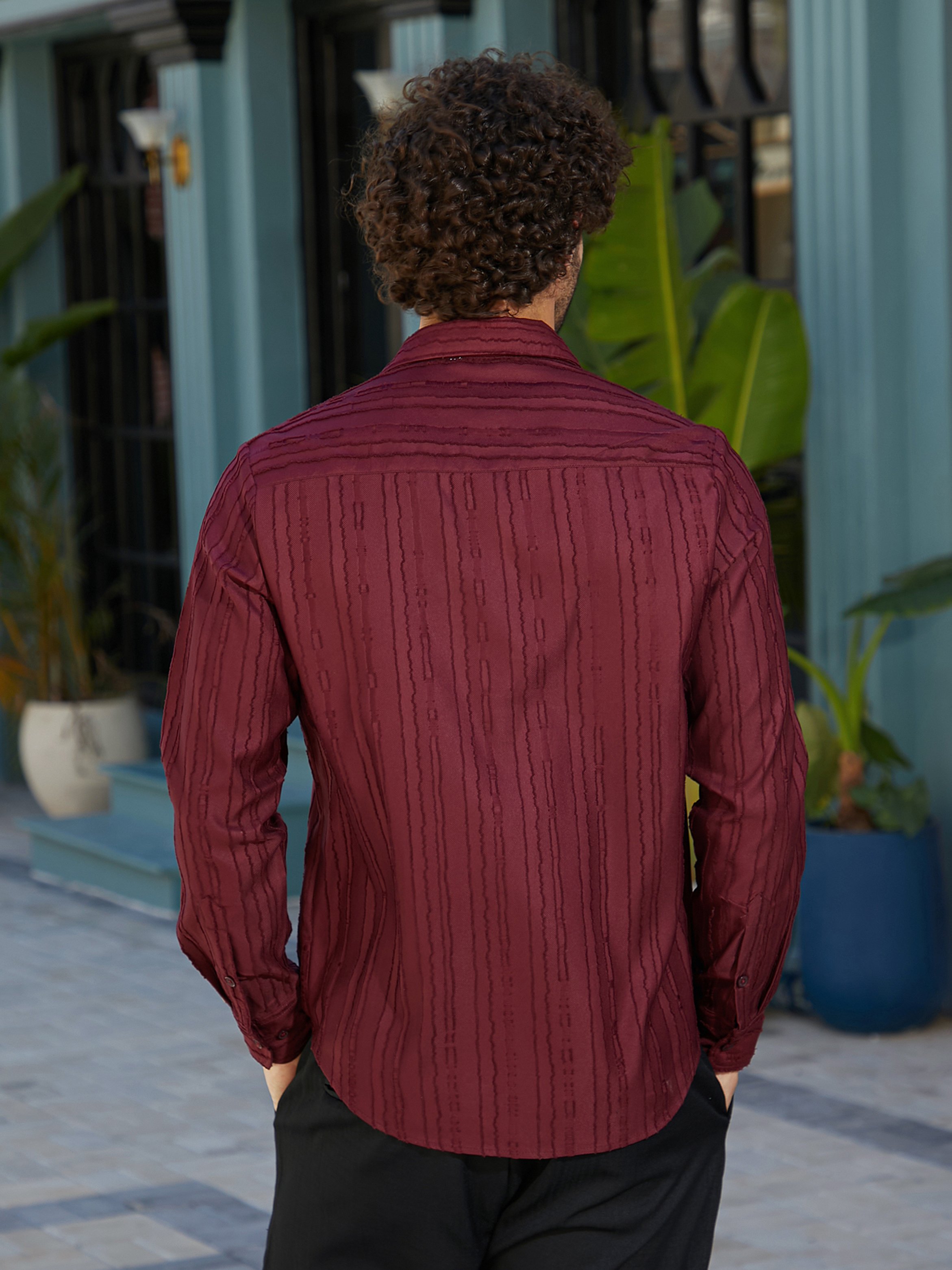 Men Wine Red Ripple-Edge Shirt