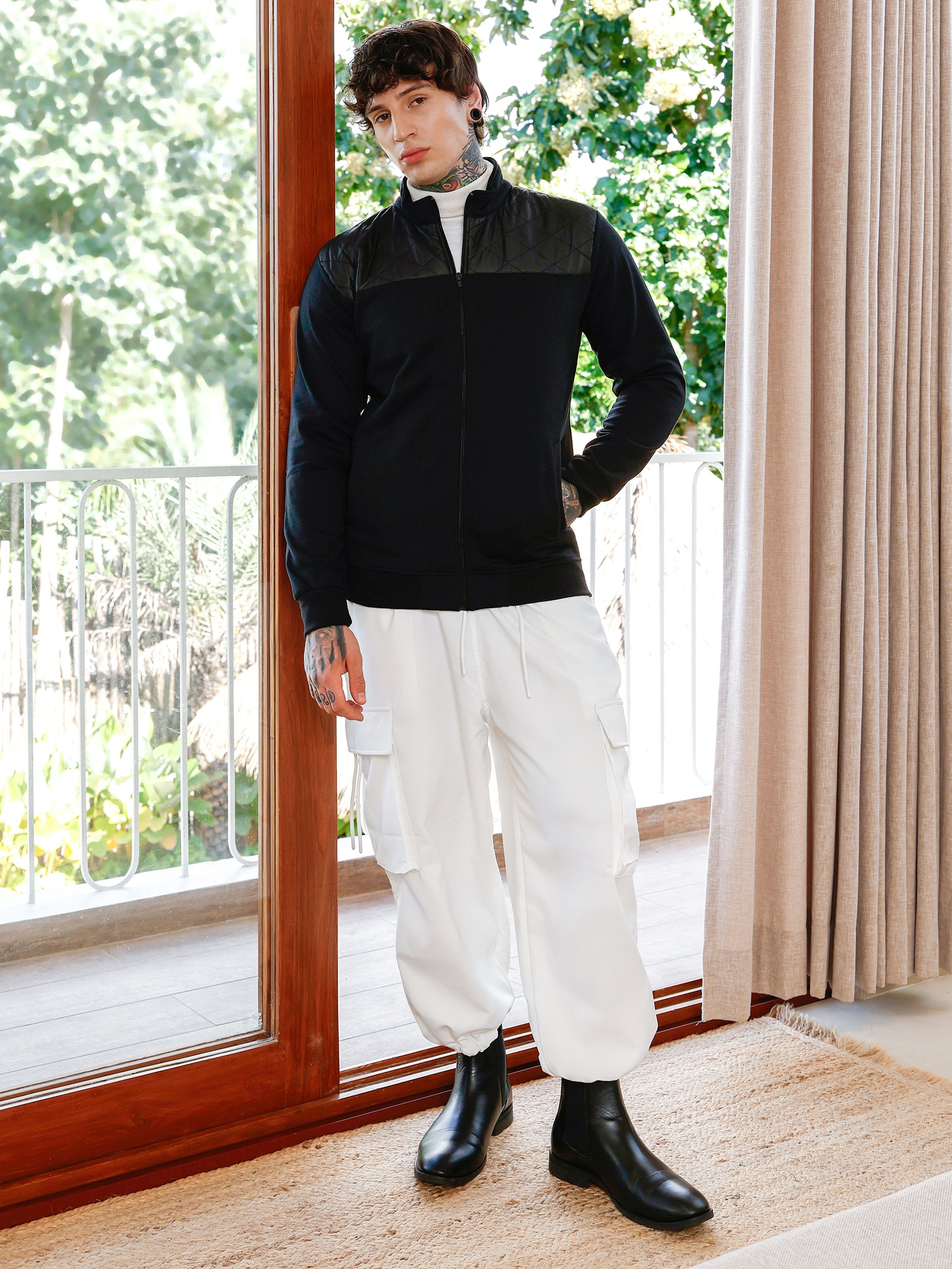 جاكيت بسحاب أمامي ونمط كتل مبطنة للرجال
