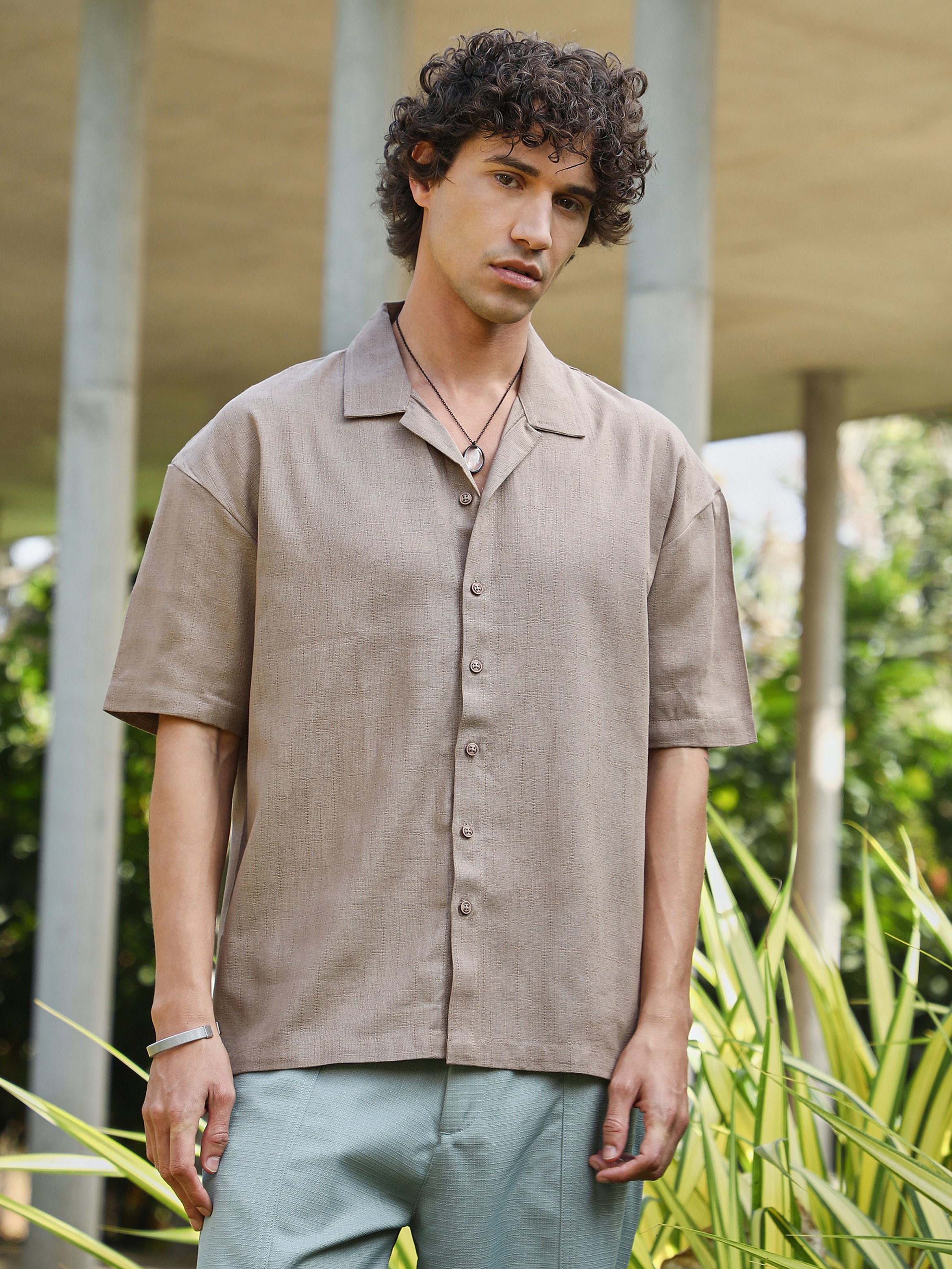 Men Brown Solid Resort Oversized Shirt
