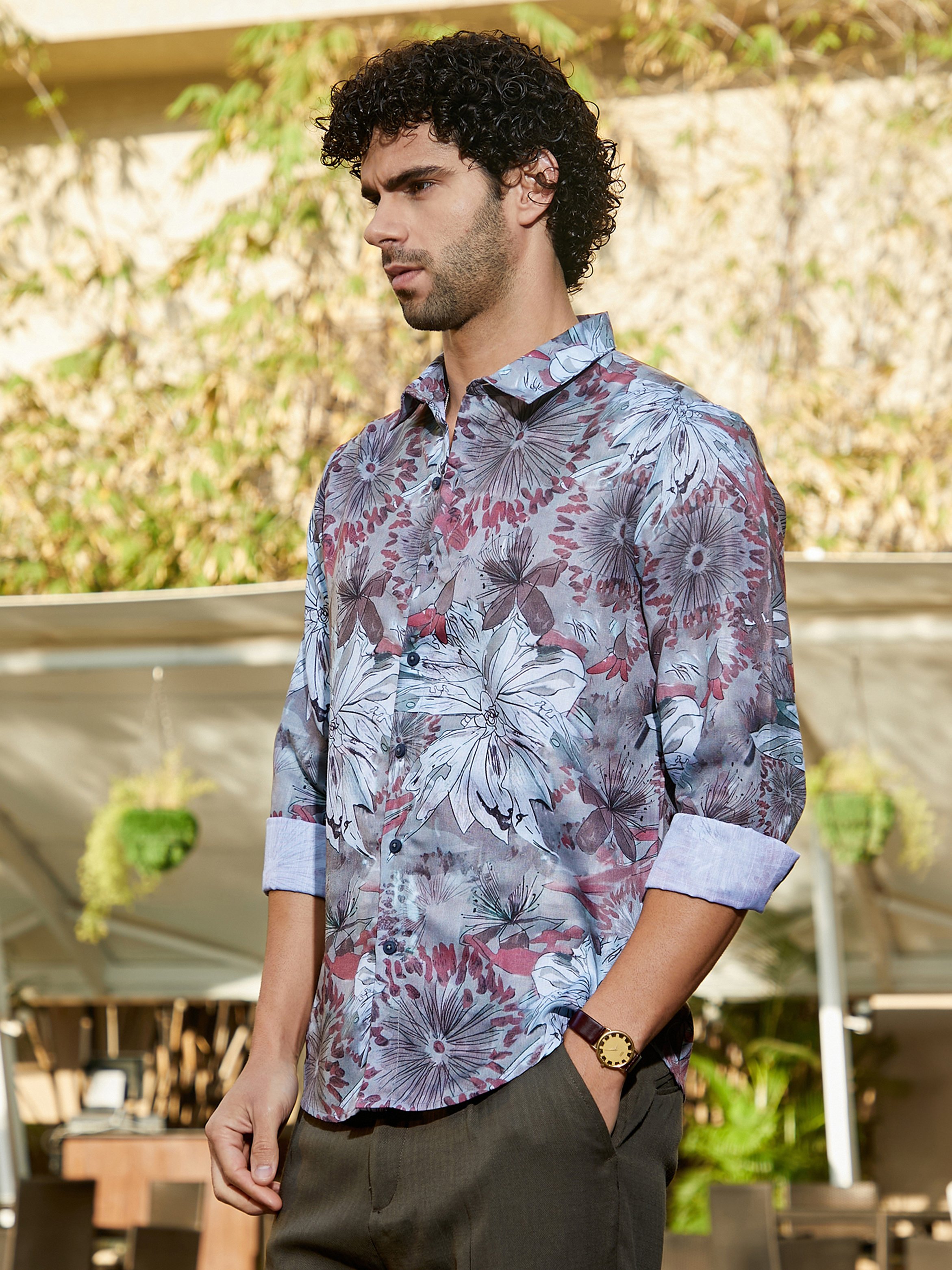 Men Grey Floral Print Spread Collar Shirt