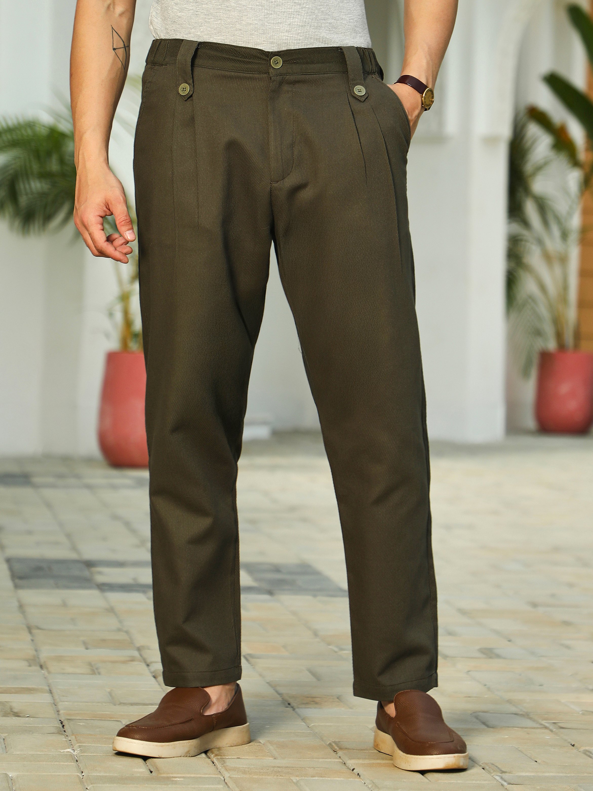 Men Sacramento Green Ribbed-Pleat Chino Trousers