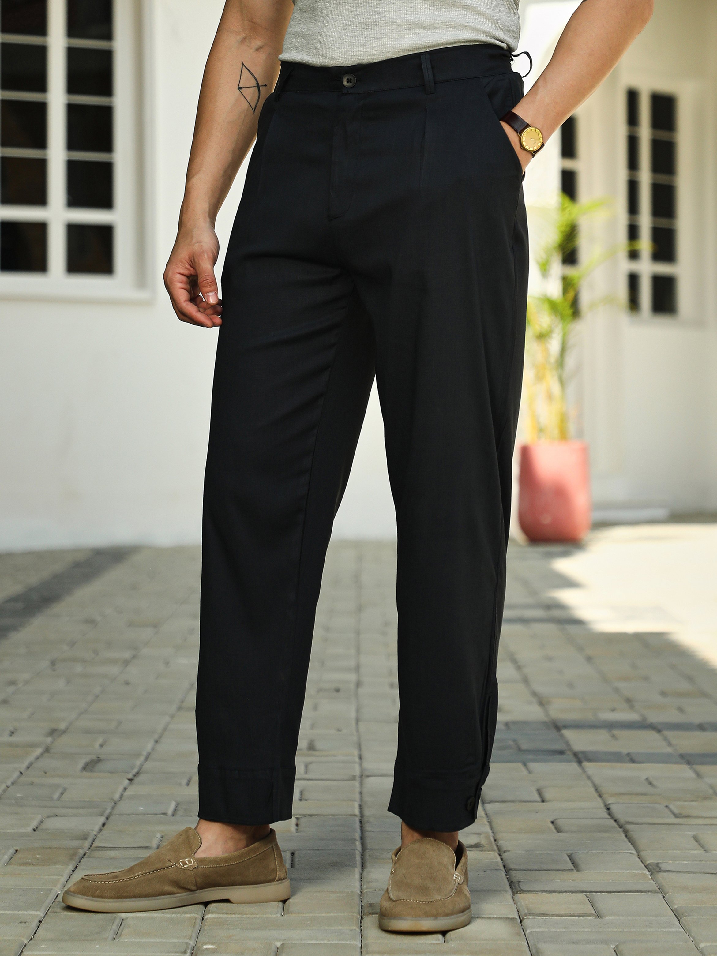 Men Midnight Black Linen-Blend Tapered Trousers