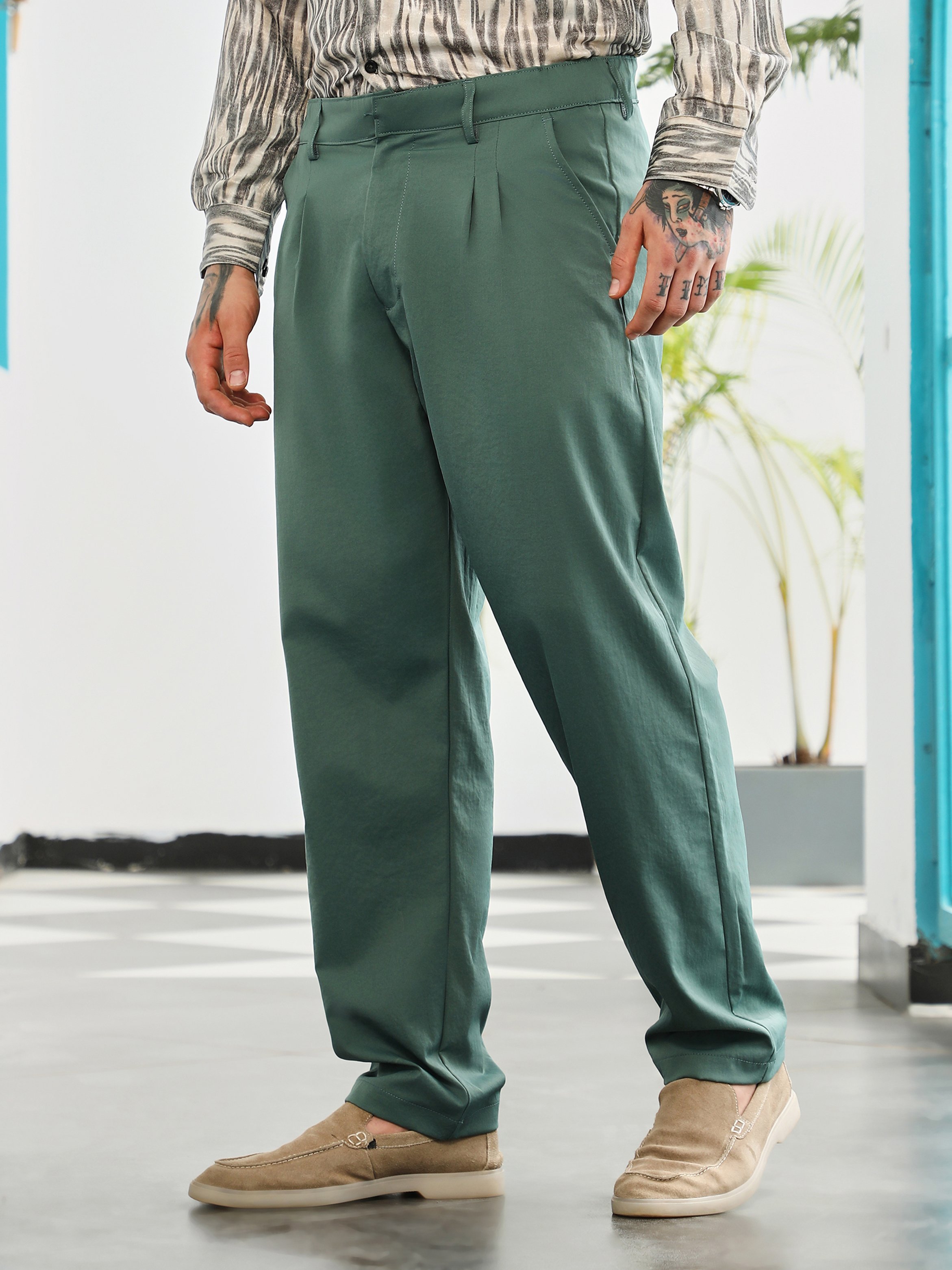 Men Emerald Green Double-Pleat Tailored Trousers