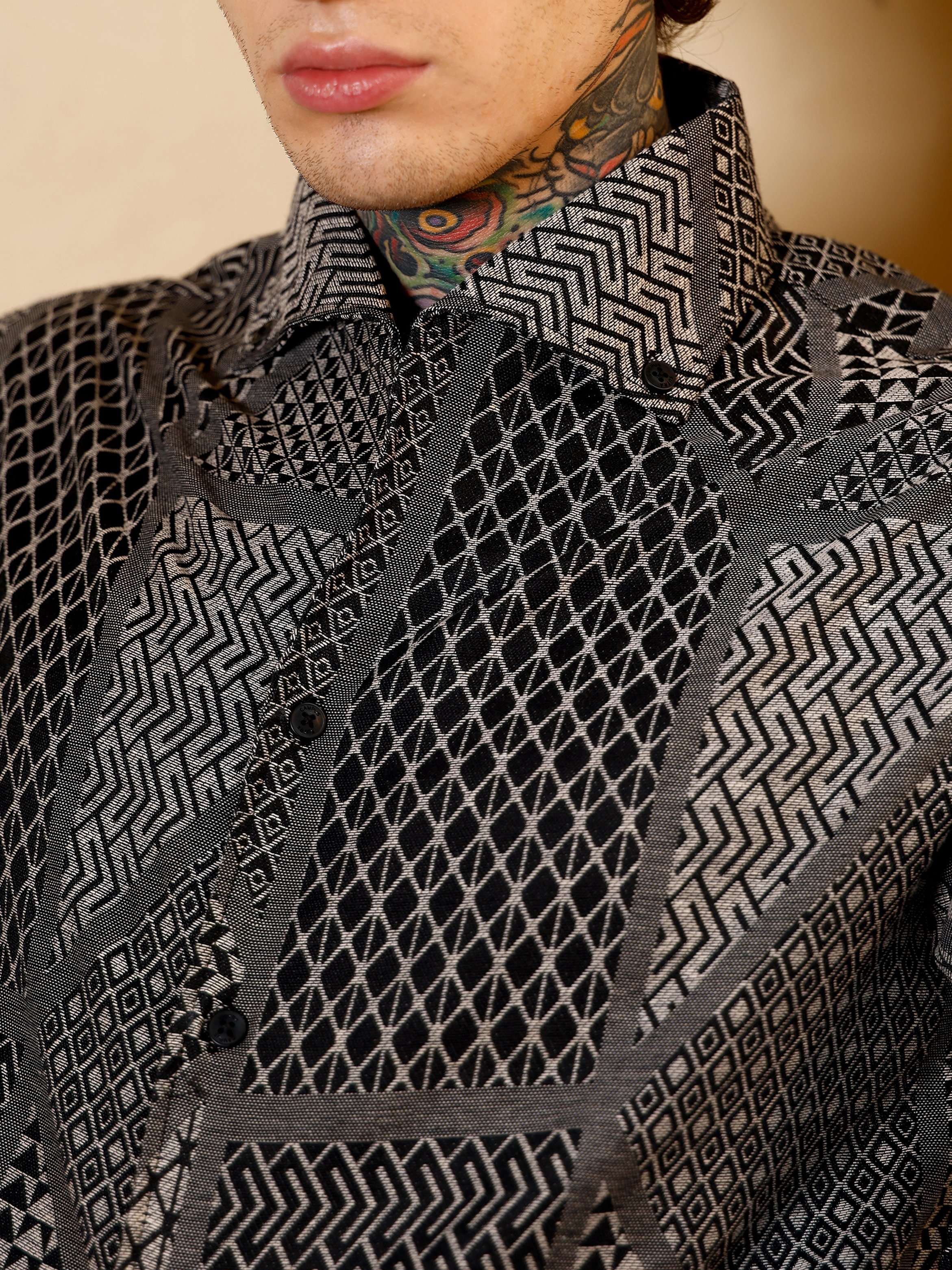 Men Black Geometric-Print Jacquard Shirt