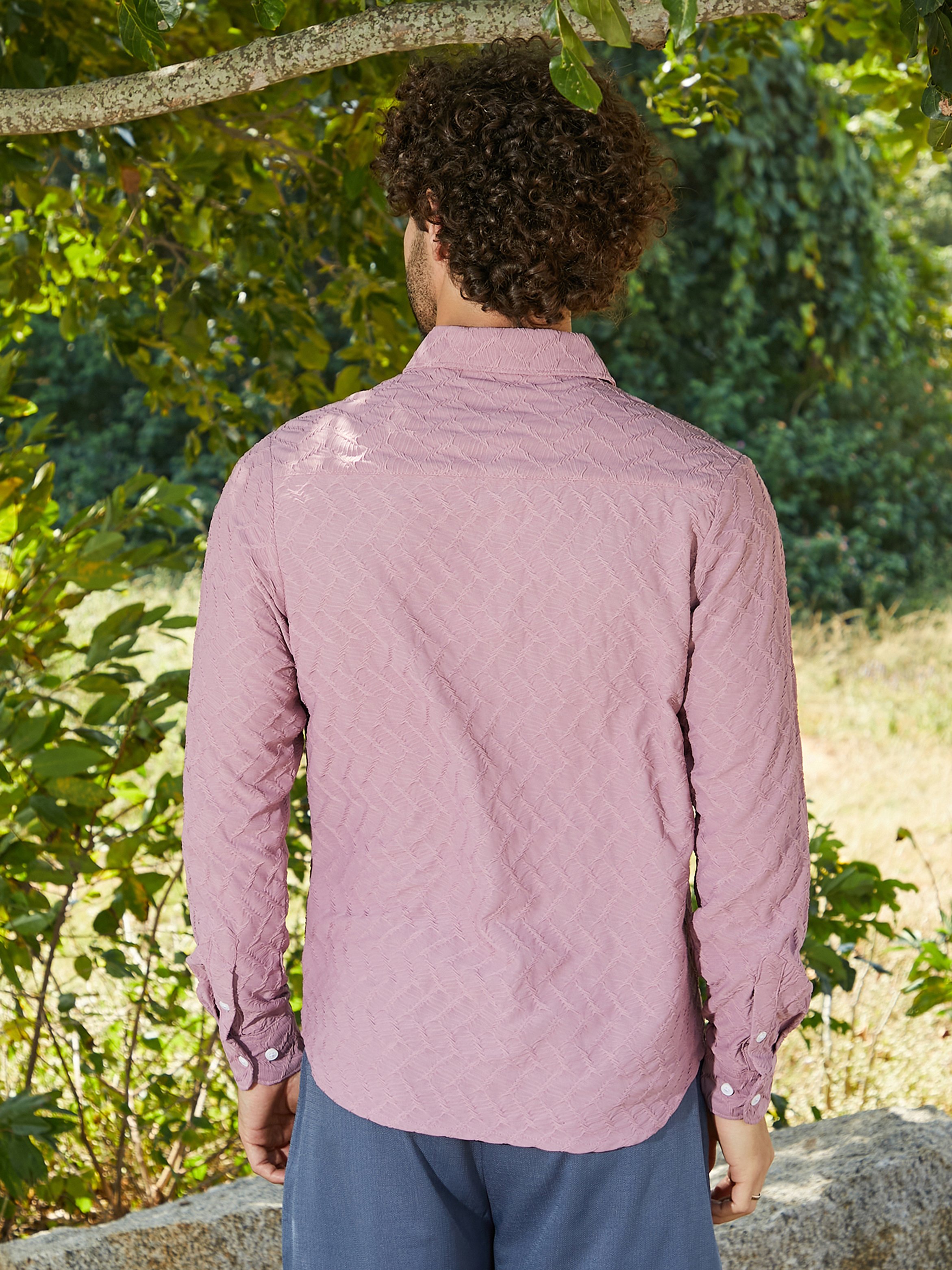 Men Pink Textured Regular Shirt
