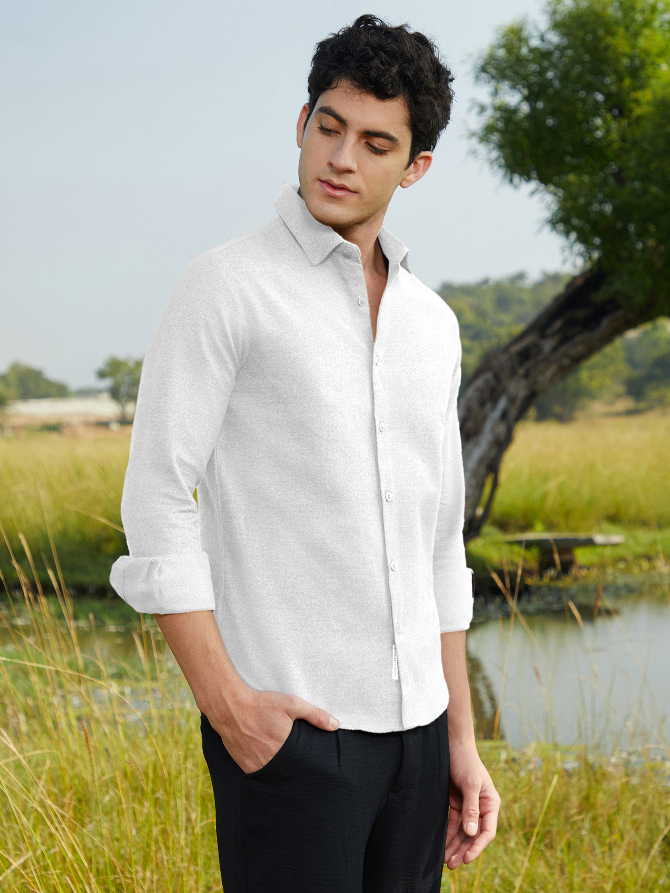 Men White Textured Regular Shirt