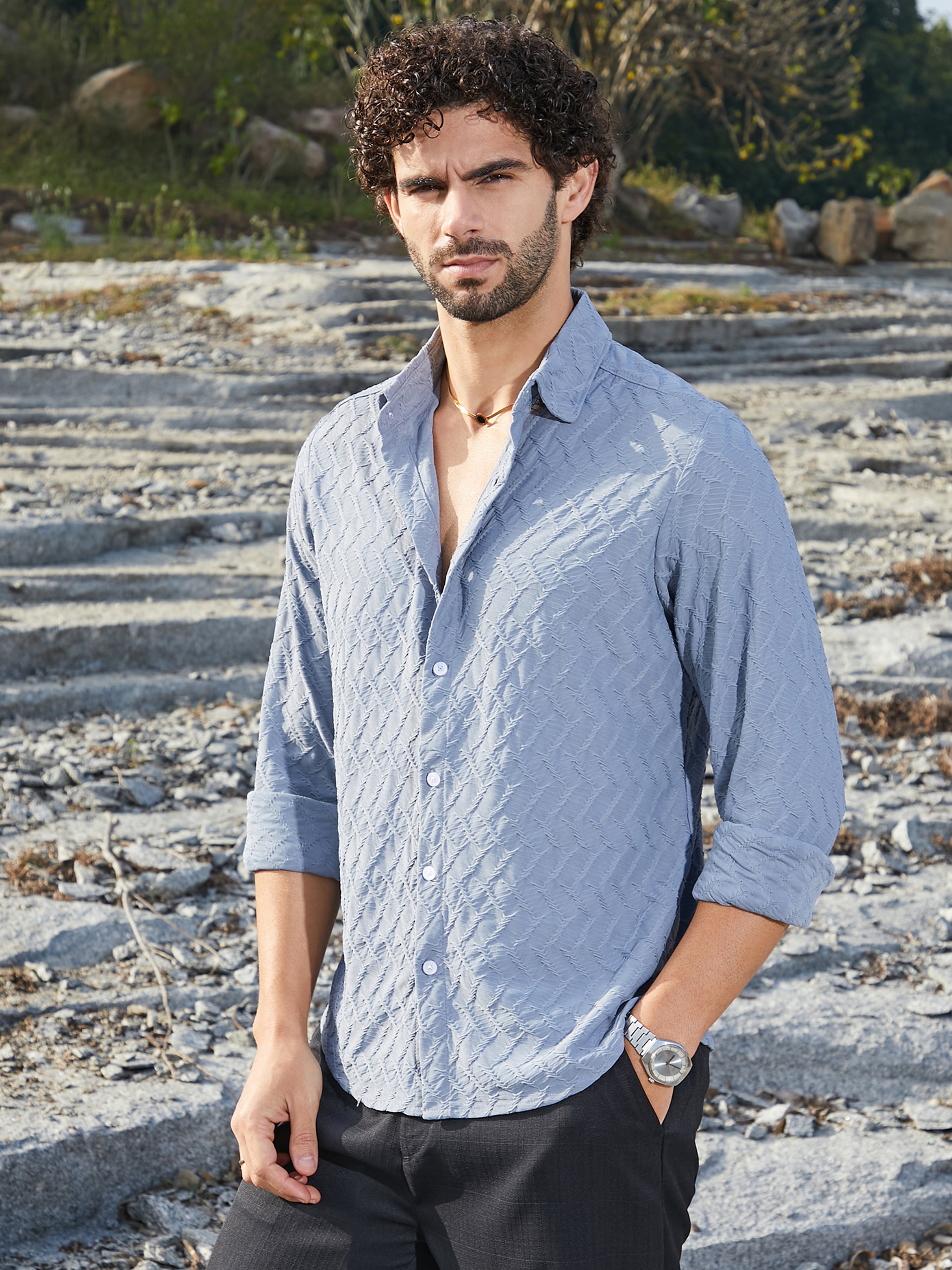 Men Blue Textured Regular Shirt