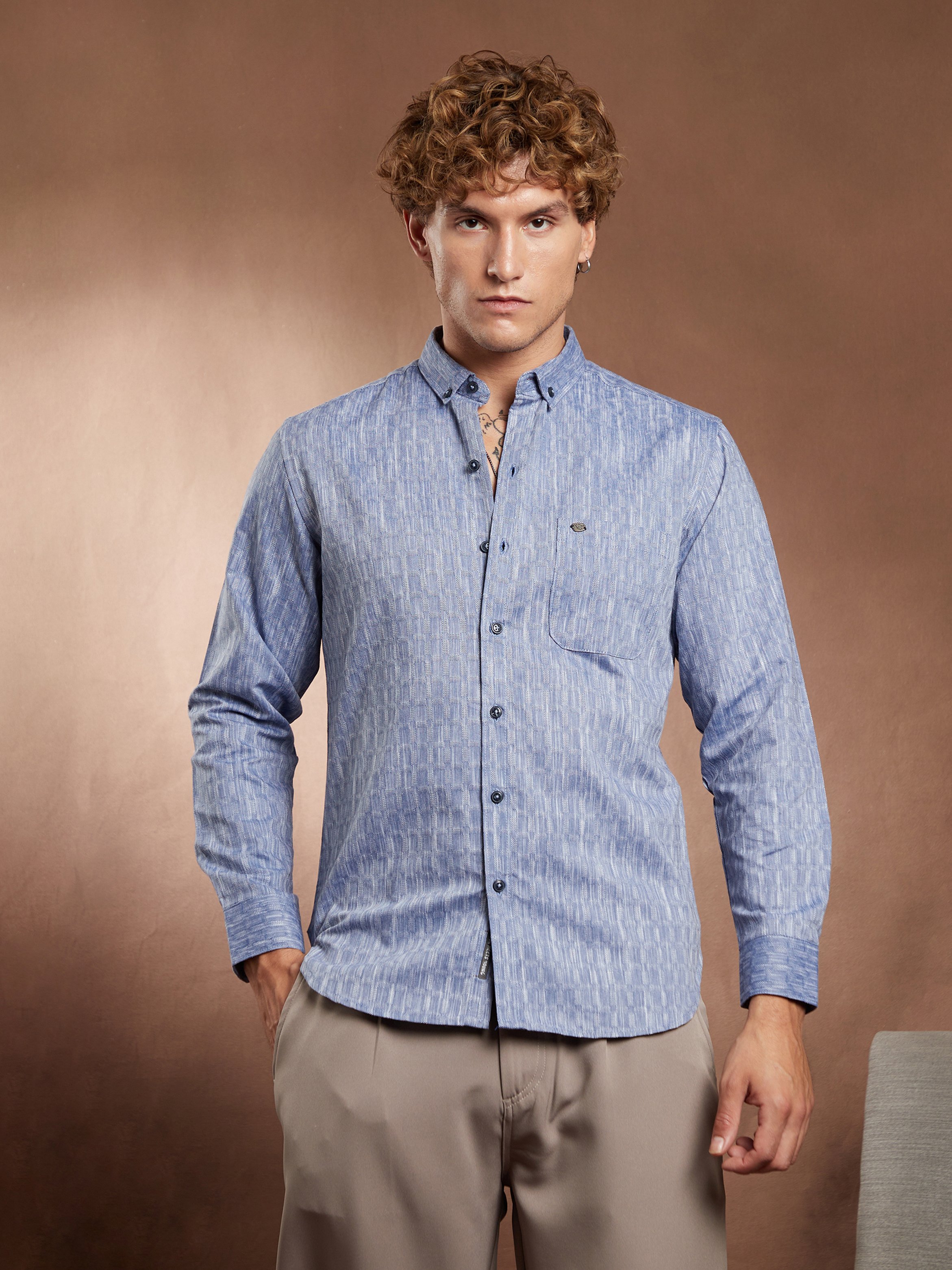 Men Blue Textured Regular Shirt