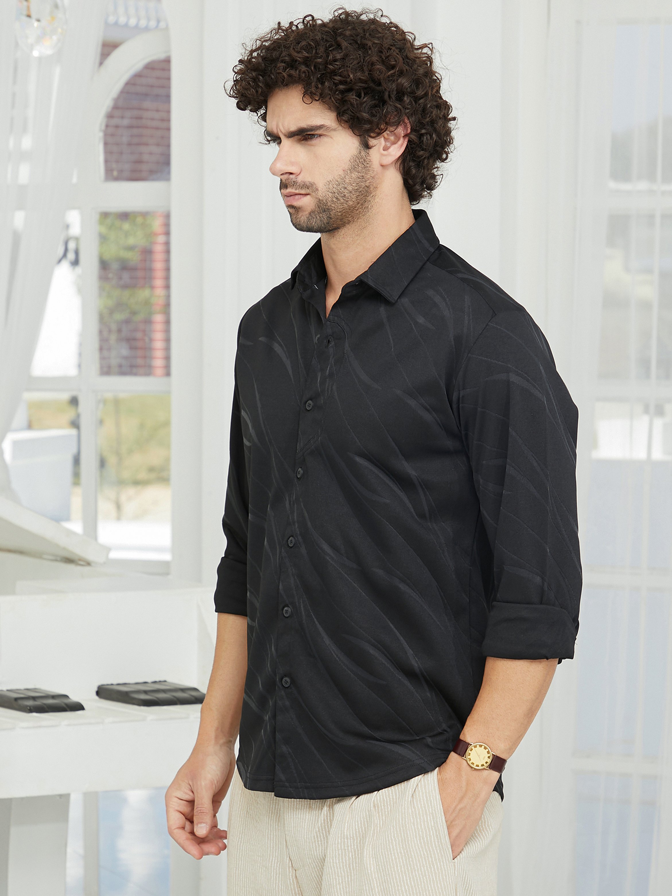 Men Black Textured Regular Shirt